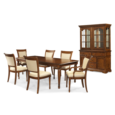Discount Dining Room Furniture on Discount Cresent Furniture Shop Discount   Outlet At Hickory Park