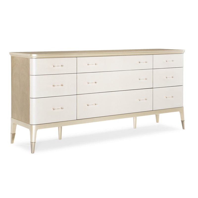 Caracole CLA-019-033 Classic Caracole Dreamy Dresser