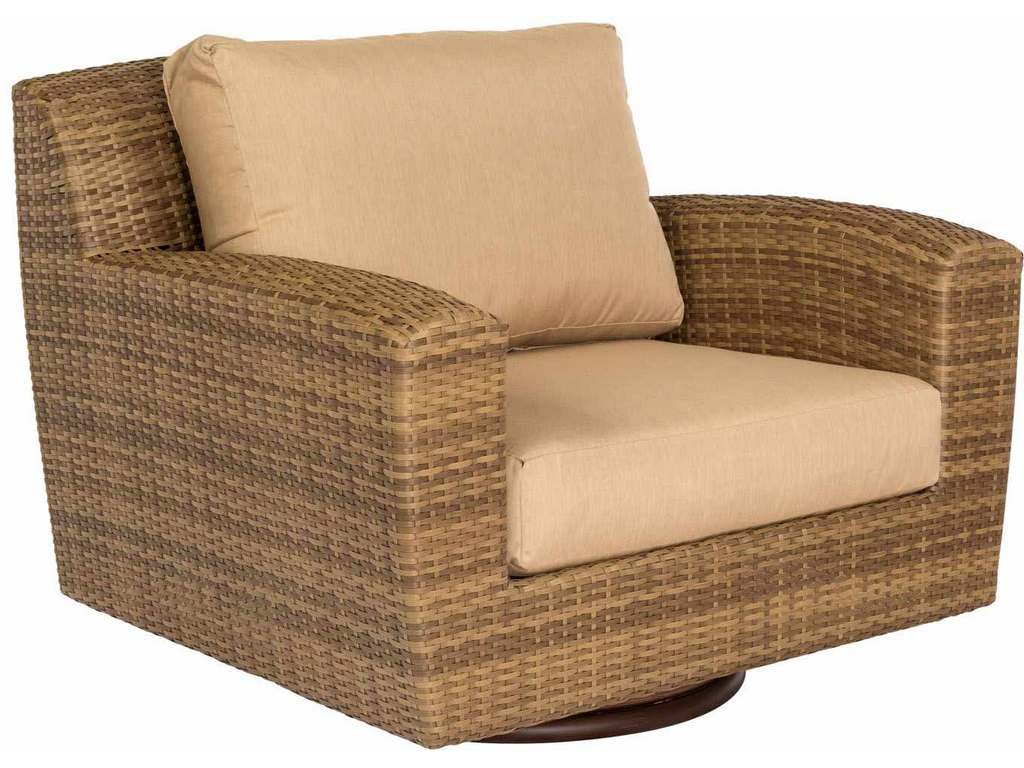 Woodard S523015 Saddleback Swivel Lounge Chair