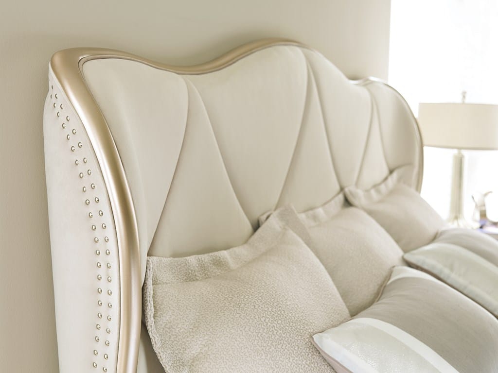 Caracole C013-016-122 Adela King Bed Caracole C013-016-122 Adela King Bed