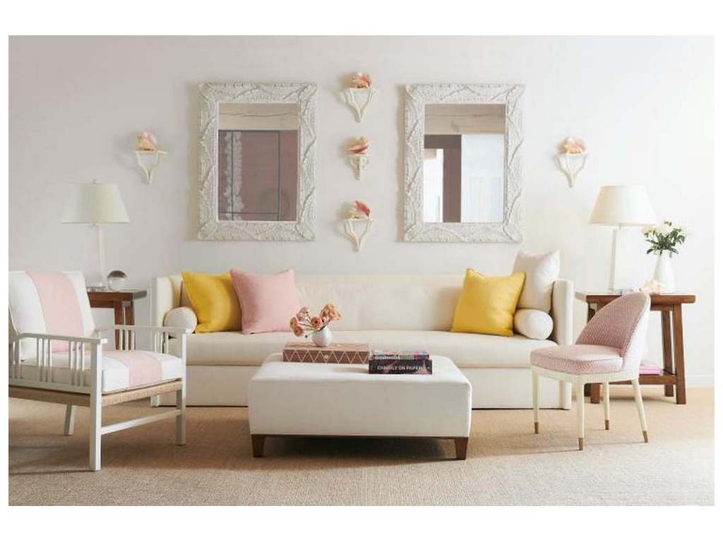 Hickory Chair HC1301-00 Suzanne Kasler Lorraine Sofa Hickory Chair HC1301-00 Suzanne Kasler Lorraine Sofa