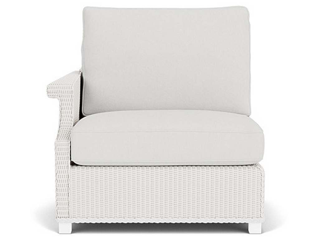 Lloyd Flanders 15051 Hamptons Right Arm Sectional