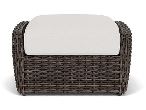 Lloyd Flanders 241017 Largo Ottoman