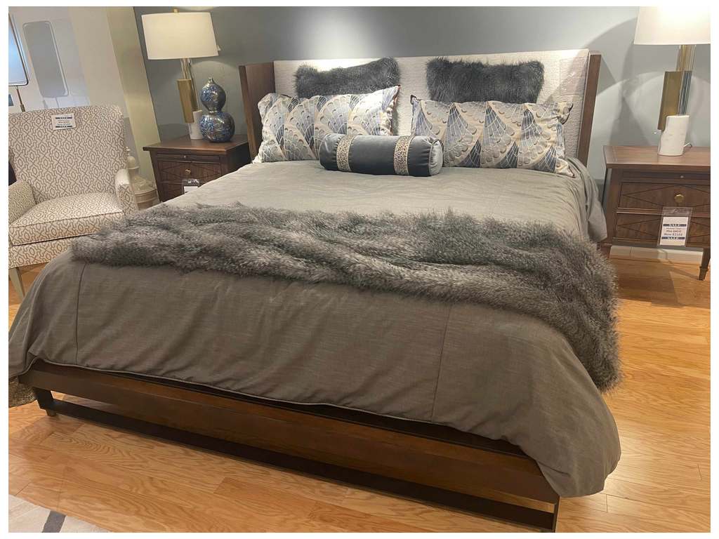 Hickory Chair HC7262-10 King Shelter Platform Bed