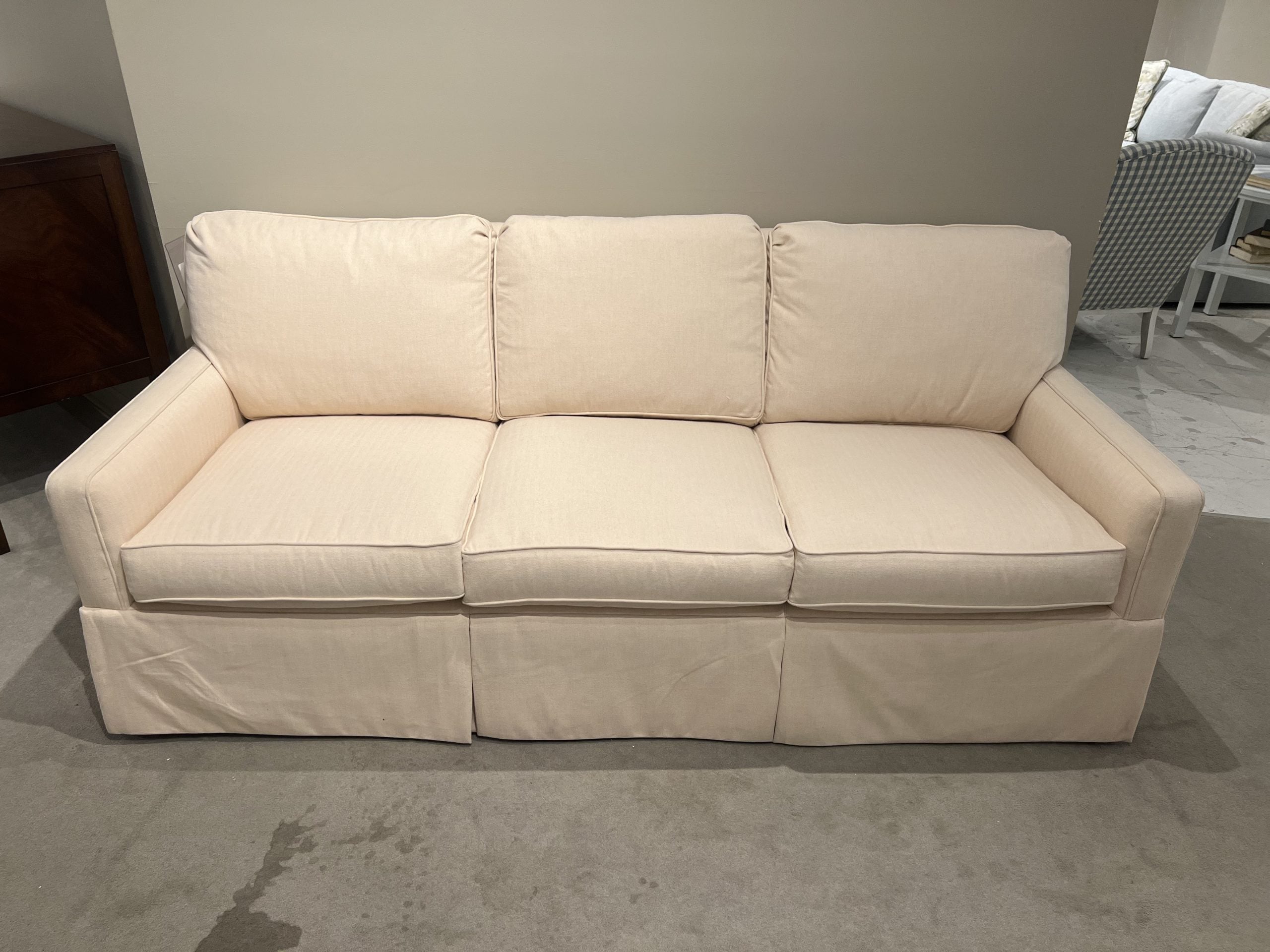 *Highland House 8001 Profiles Living Room Sofa