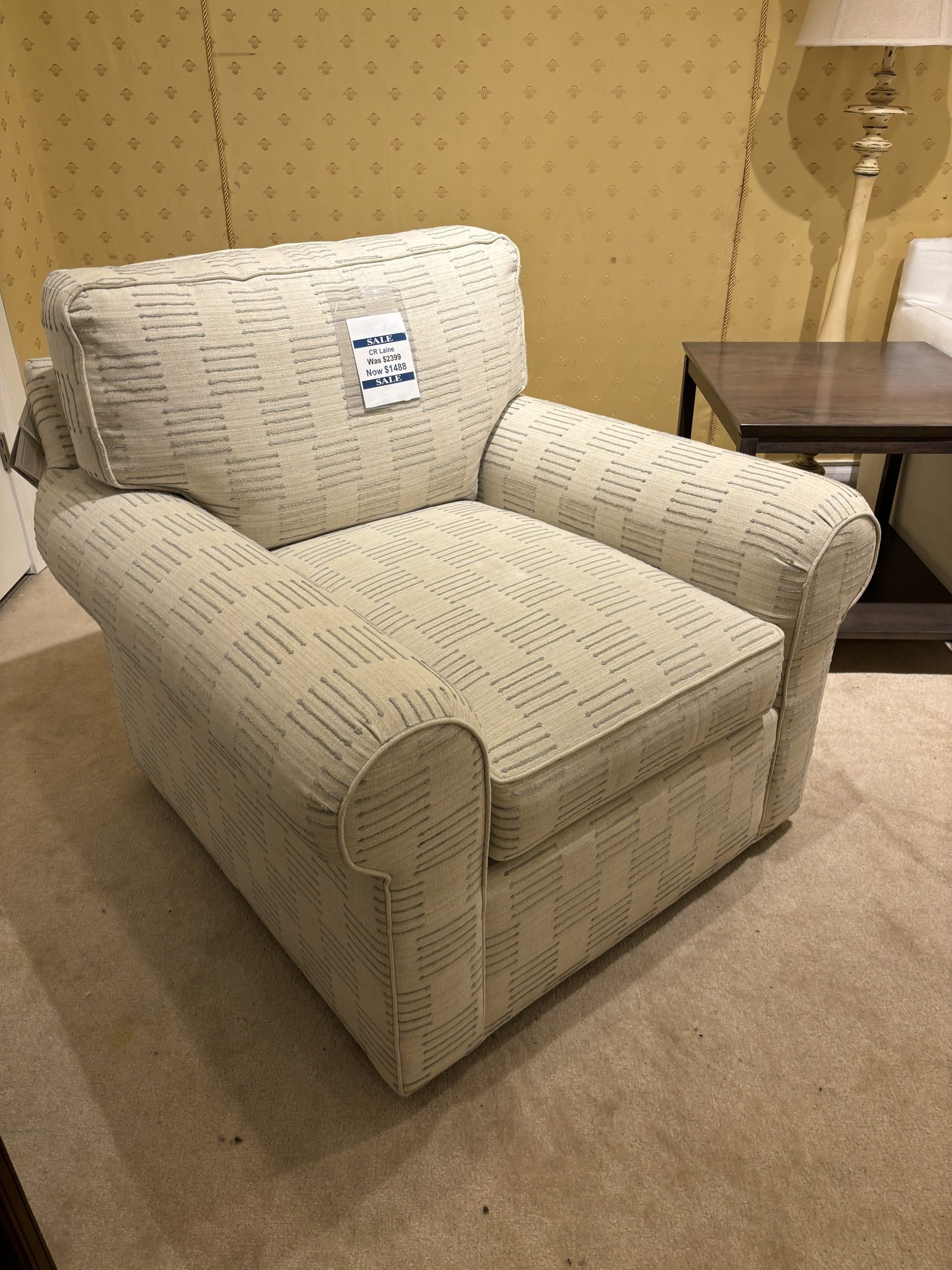 CR Laine CD8725S-SW Living Room Swivel Chair