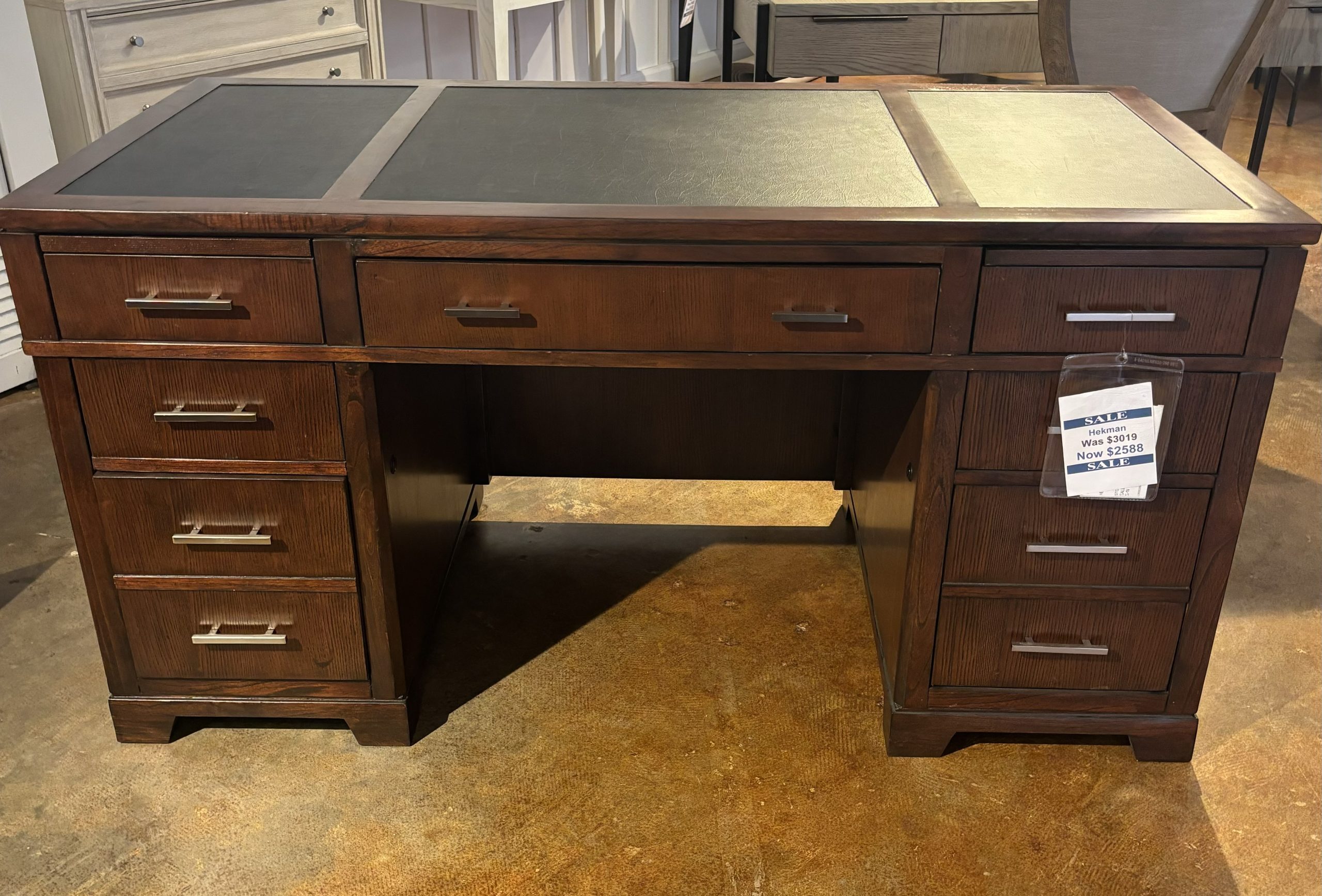 Hekman 79190 Home Office Jr Executive Desk Hickory Park Furniture
