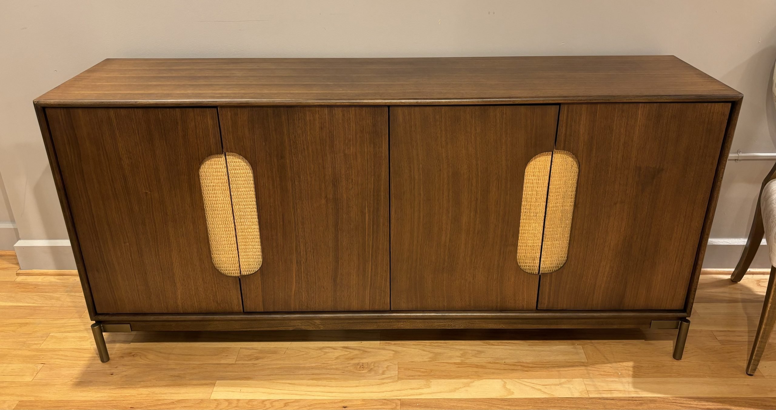 Rowe RR-10750-600 Oasis Credenza