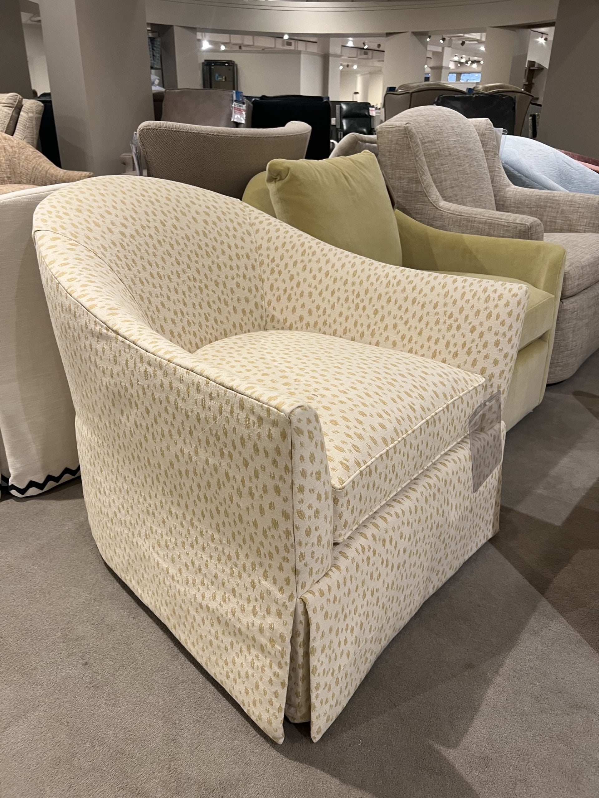 Highland House 1727SW/80 Wear Skirted Swivel Chair