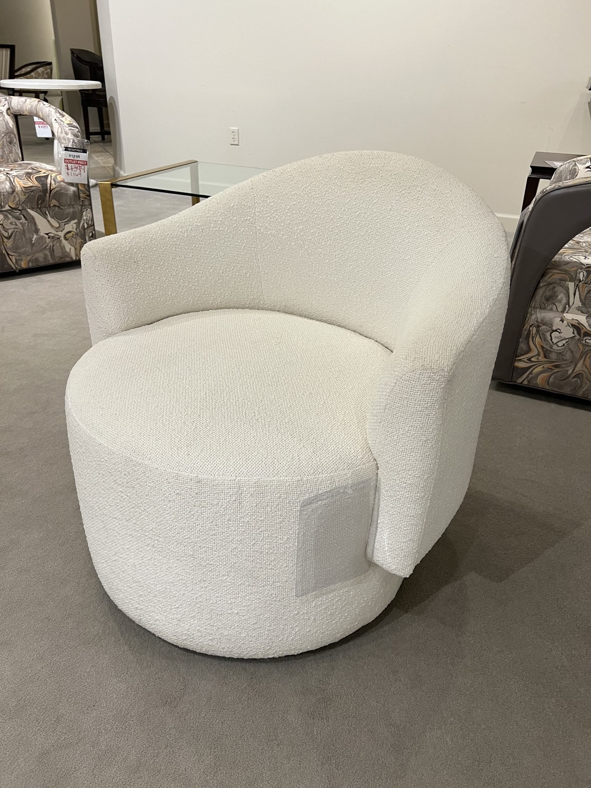 Century TS-LT9-1067-8/20 Enzo Swivel Chair