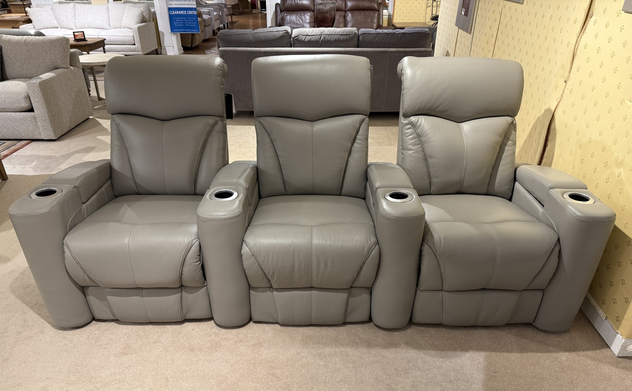 Palliser 41095 Vivid 3-Seat Power Recliner Home Theater