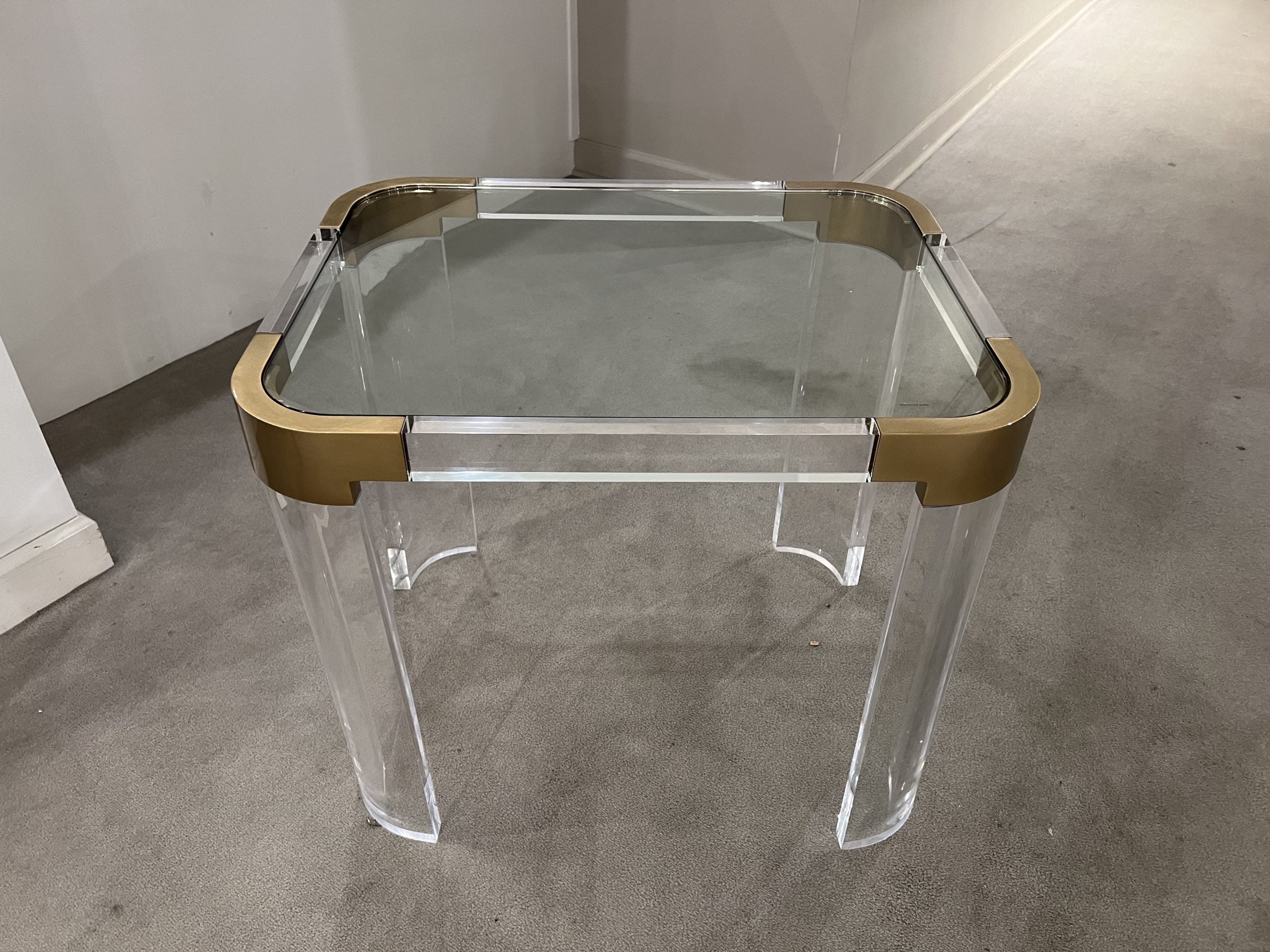 Highland House HH19-636E-AS/10 Carlson End Table