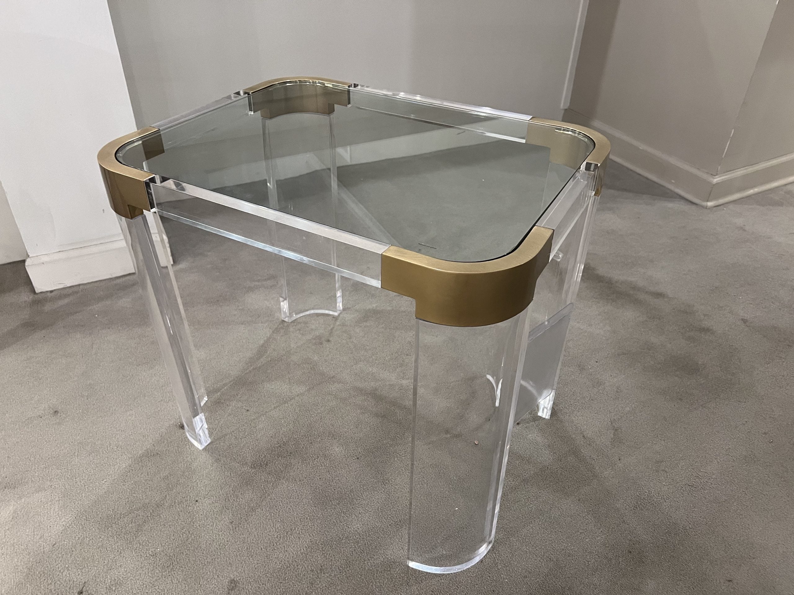 Highland House HH19-636E-AS/10 Carlson End Table Highland House HH19-636E-AS/10 Carlson End Table