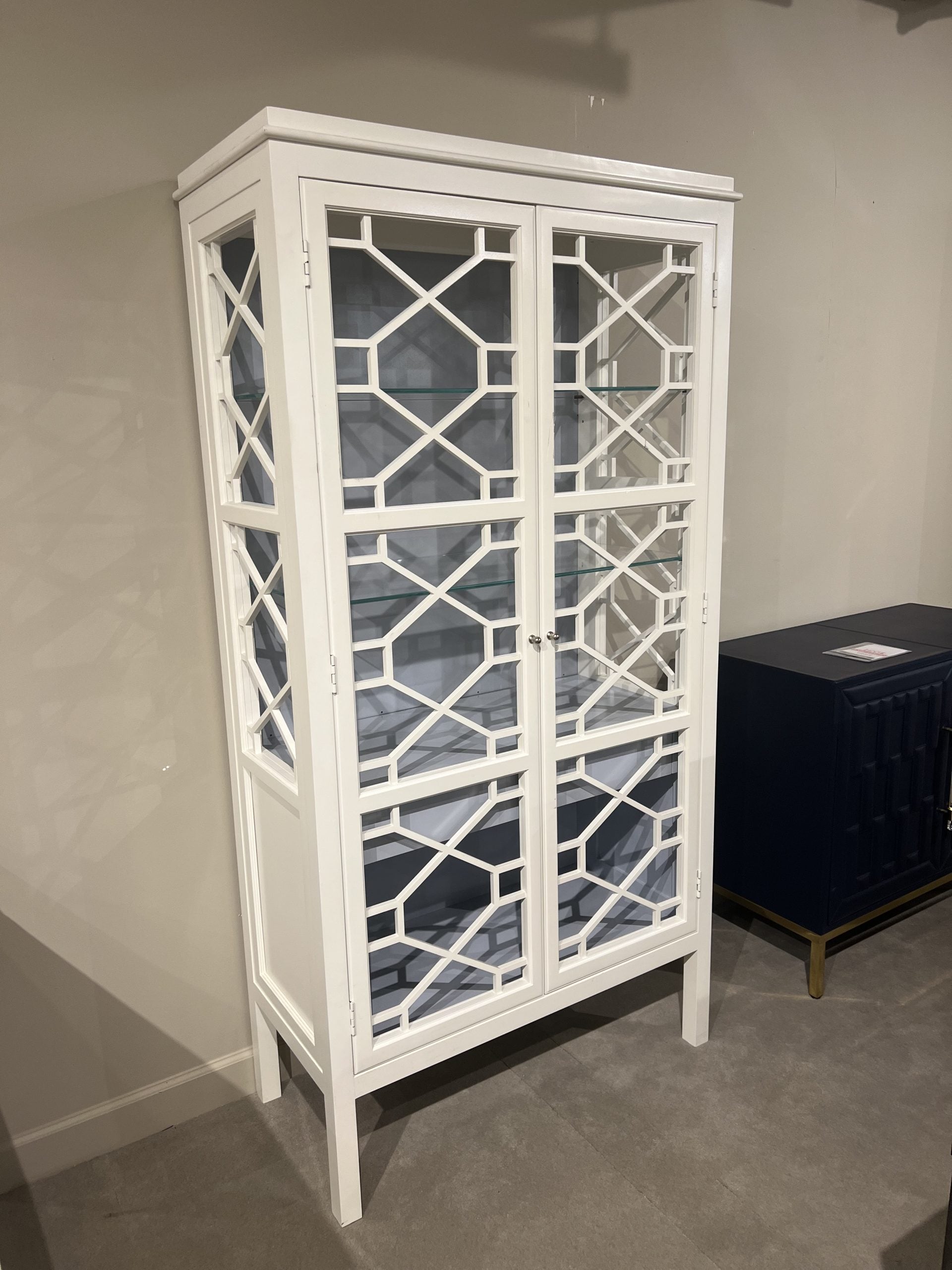 Highland House HH26-212/10 Park Ave Cabinet