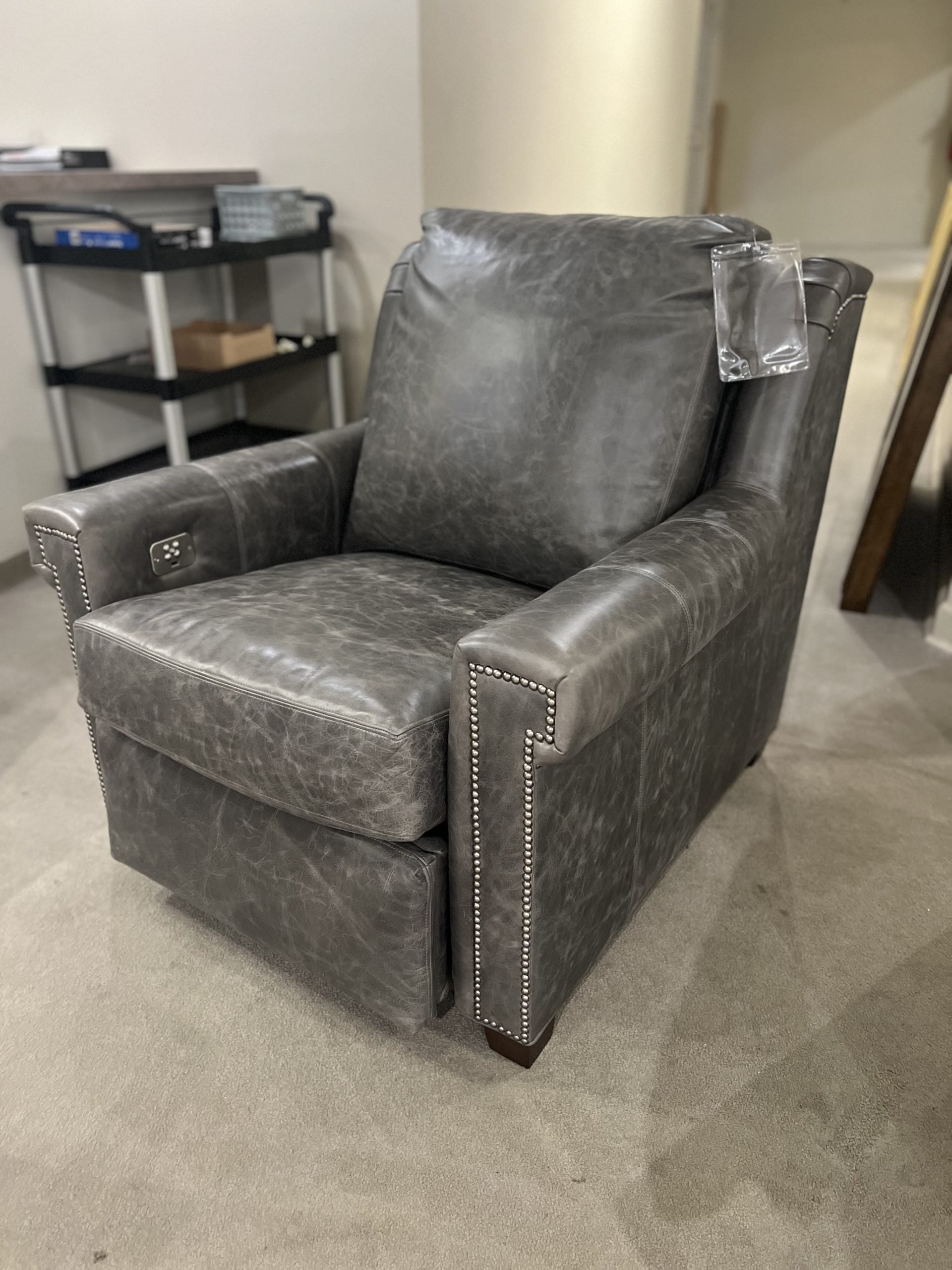 Century LR-C1015-6EM/80 Ellery Electric Recliner