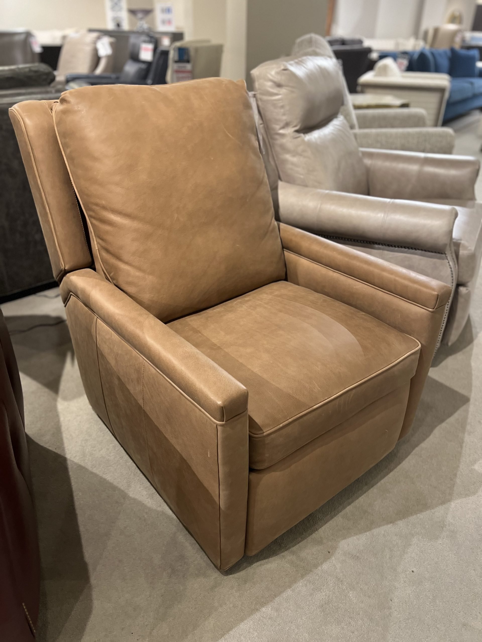 Hancock and Moore 7220-S/799 Hayden Swivel Recliner