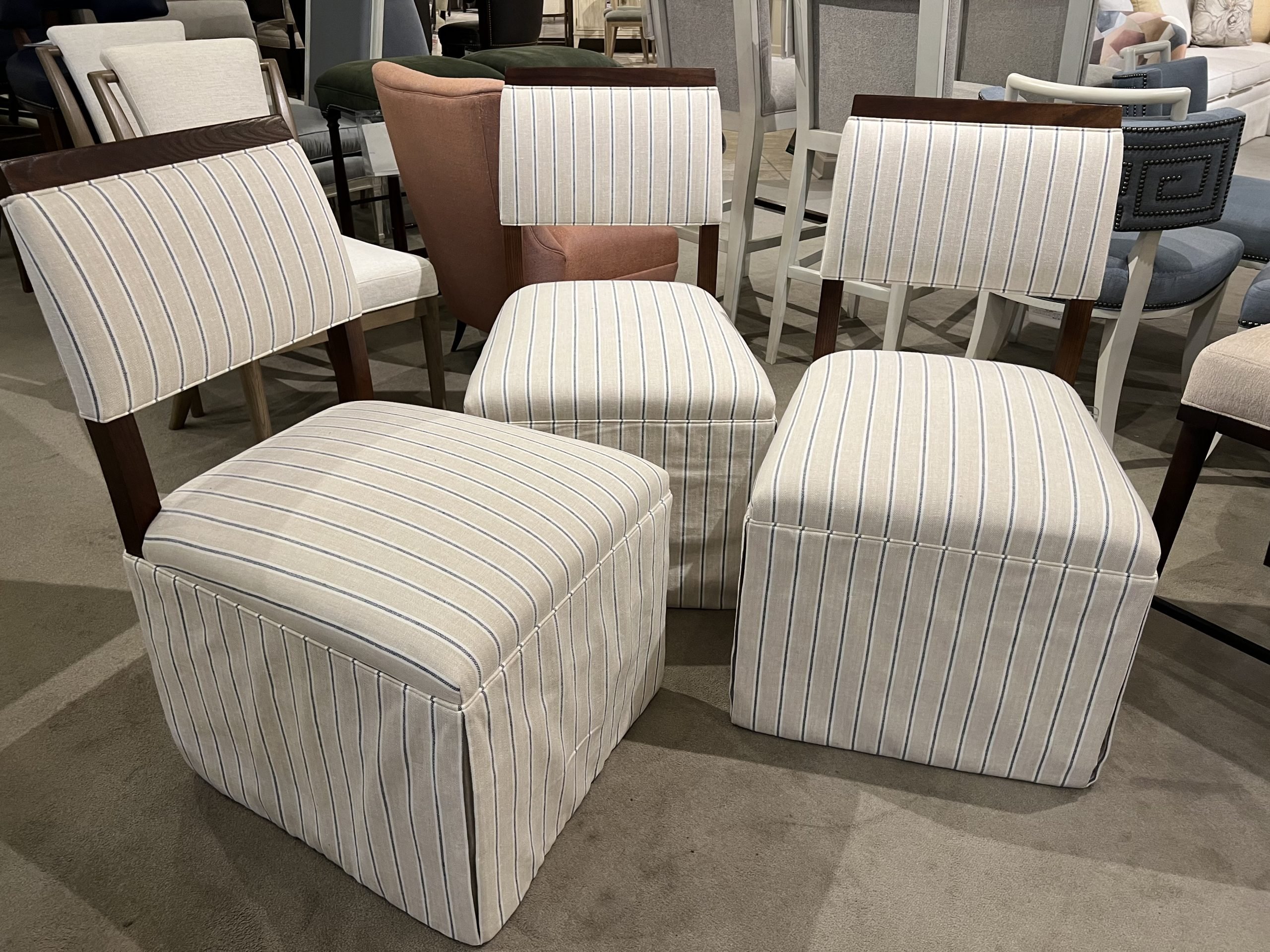 Hickory Chair HC7216-21/120 Taperback DIning Chair