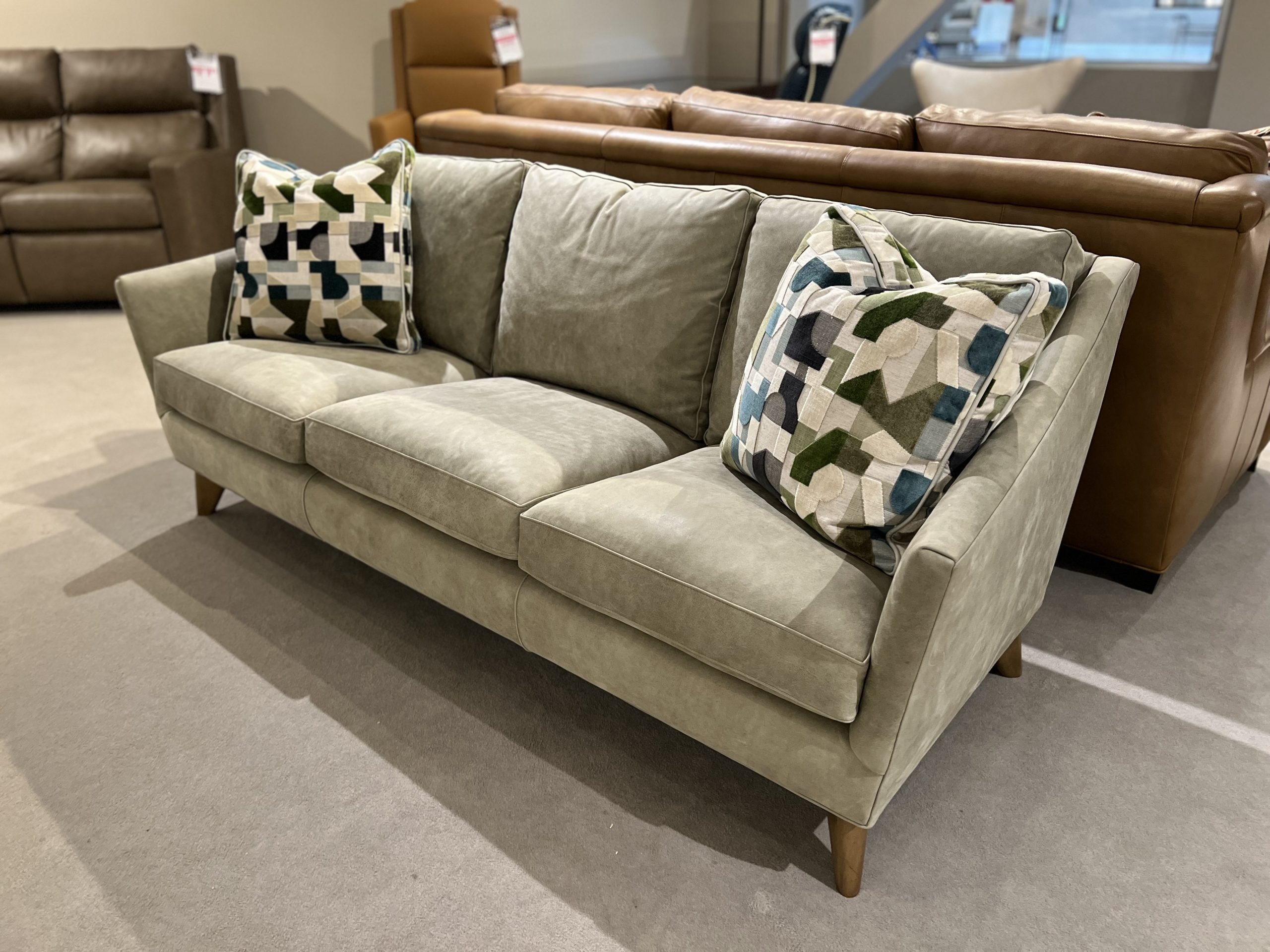 Hancock and Moore 6948-3/353 Stevie Sofa