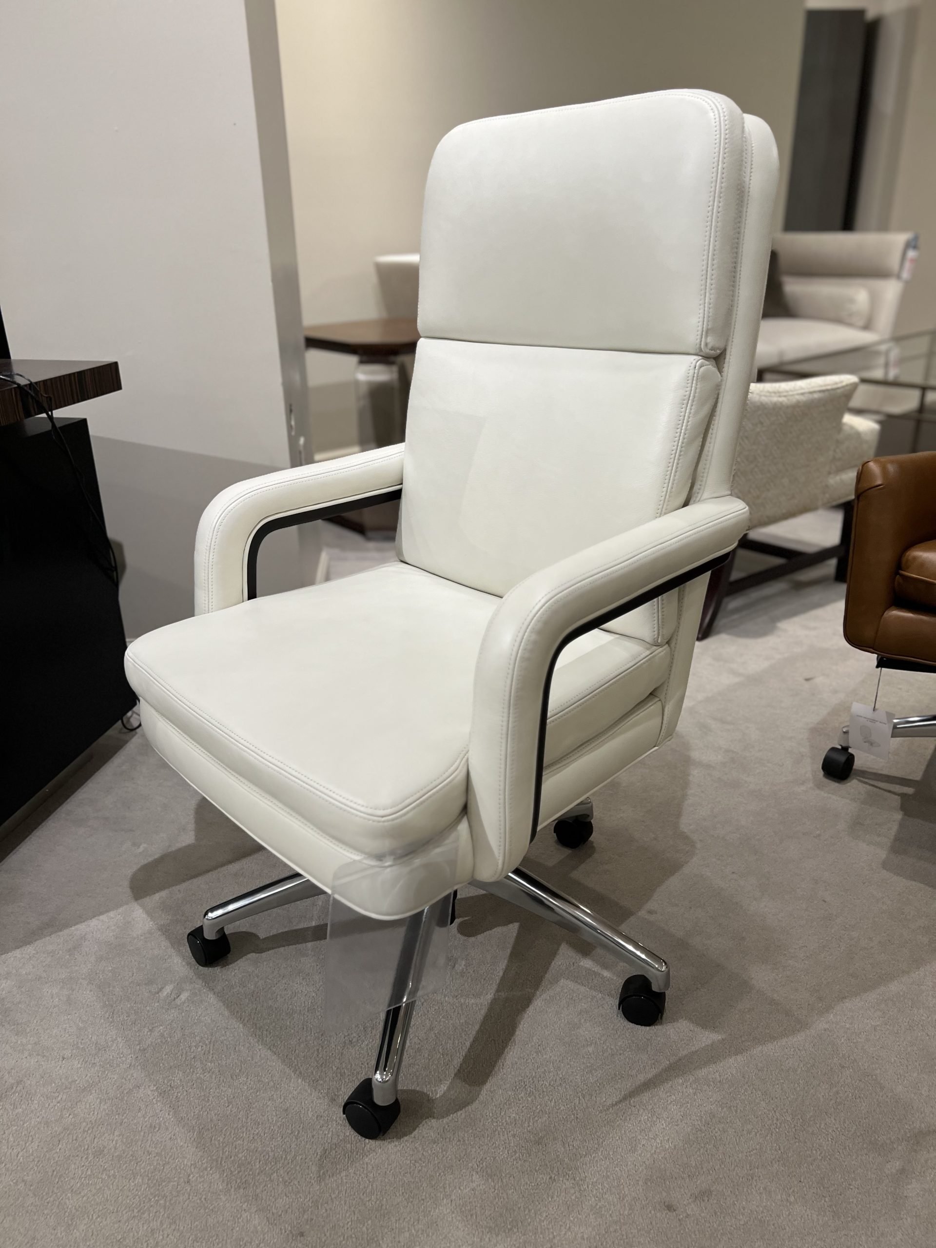 Hancock and Moore 6863ST-PL/597 Silverton Swivel Tilt