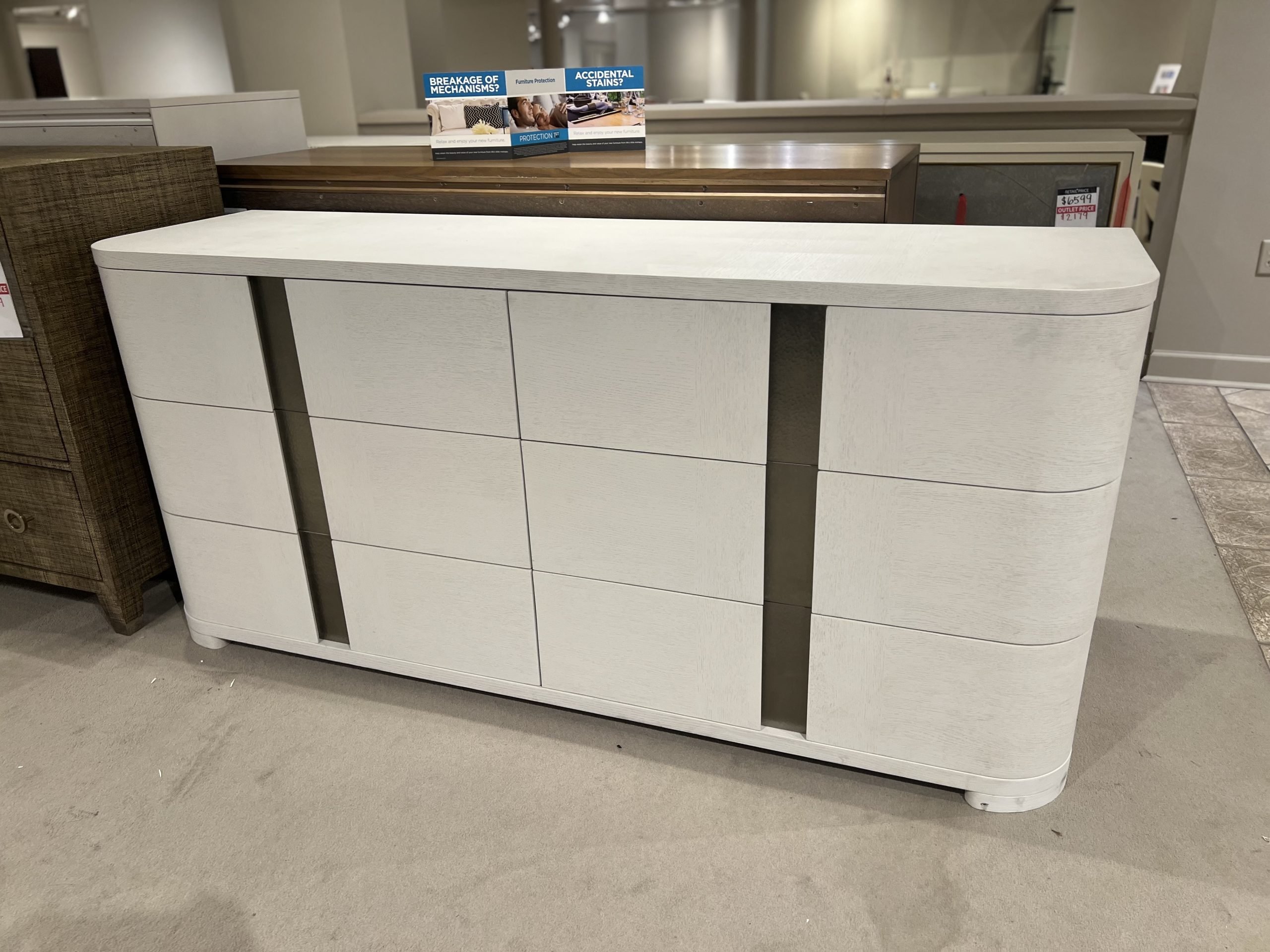 Century B33-201/10 Dresser (Frost)