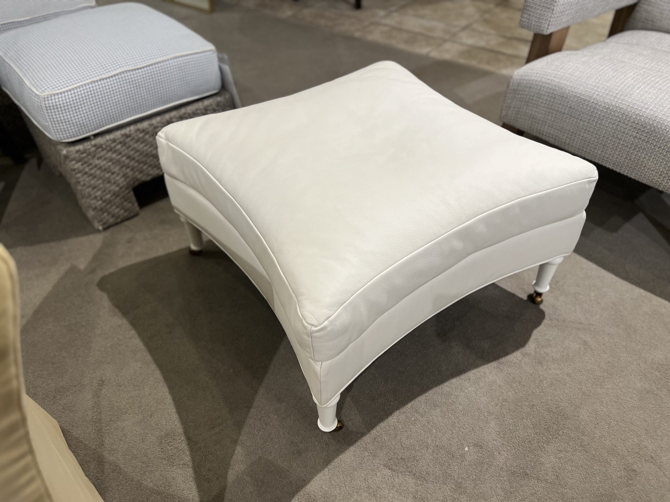 Hickory Chair HC1527-29/40 Virginia Ottoman