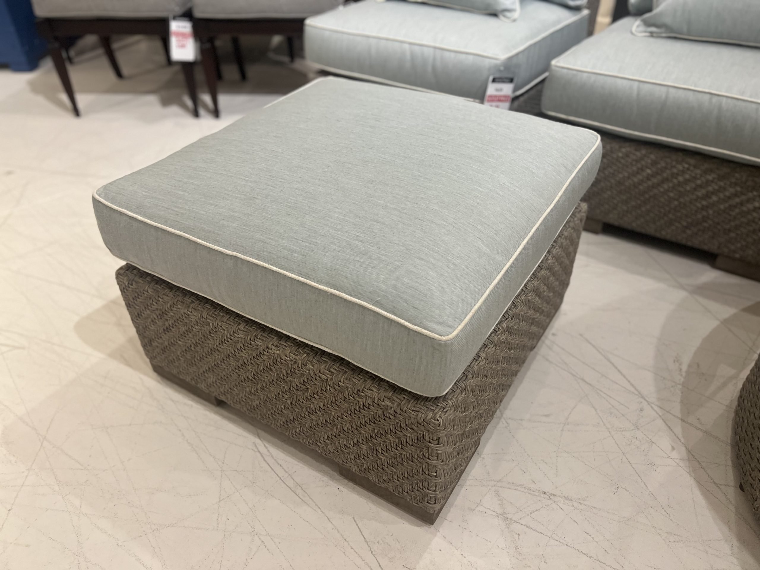 Hickory Chair HCD8700-29/310 Yara Square Ottoman