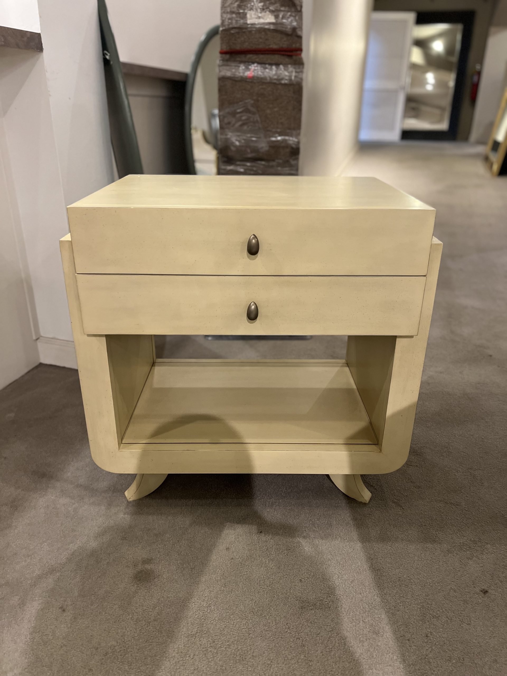 Hickory Chair HC8566-70/270 Dove Nightstand