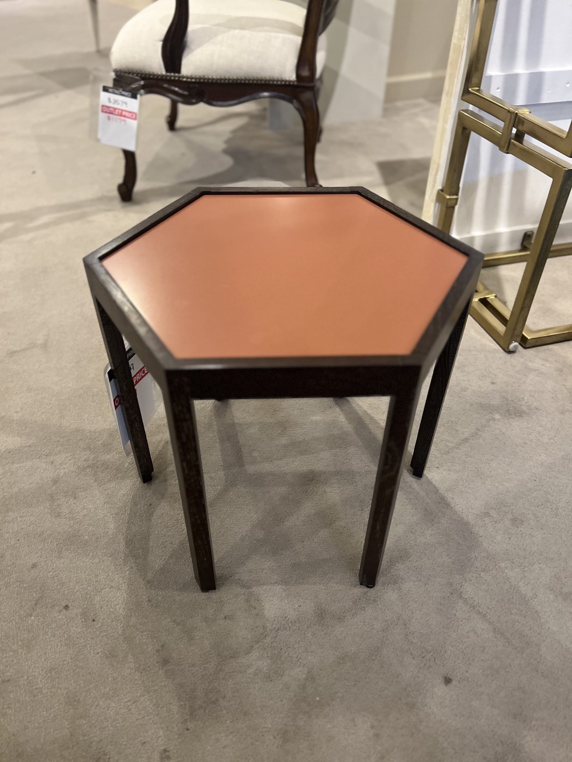 Highland House HH19-637/50 Honey Bunch Bunching Table