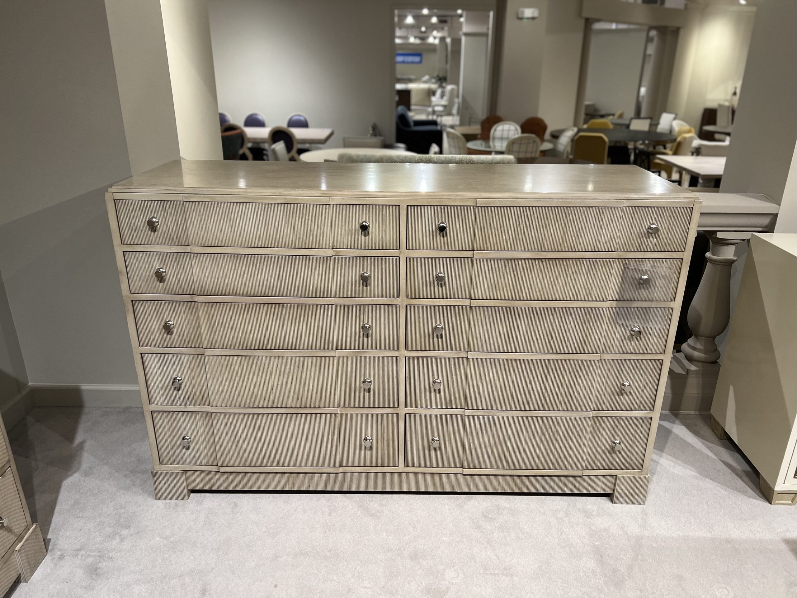 Century AE9-212/60,70 Endicott Chest