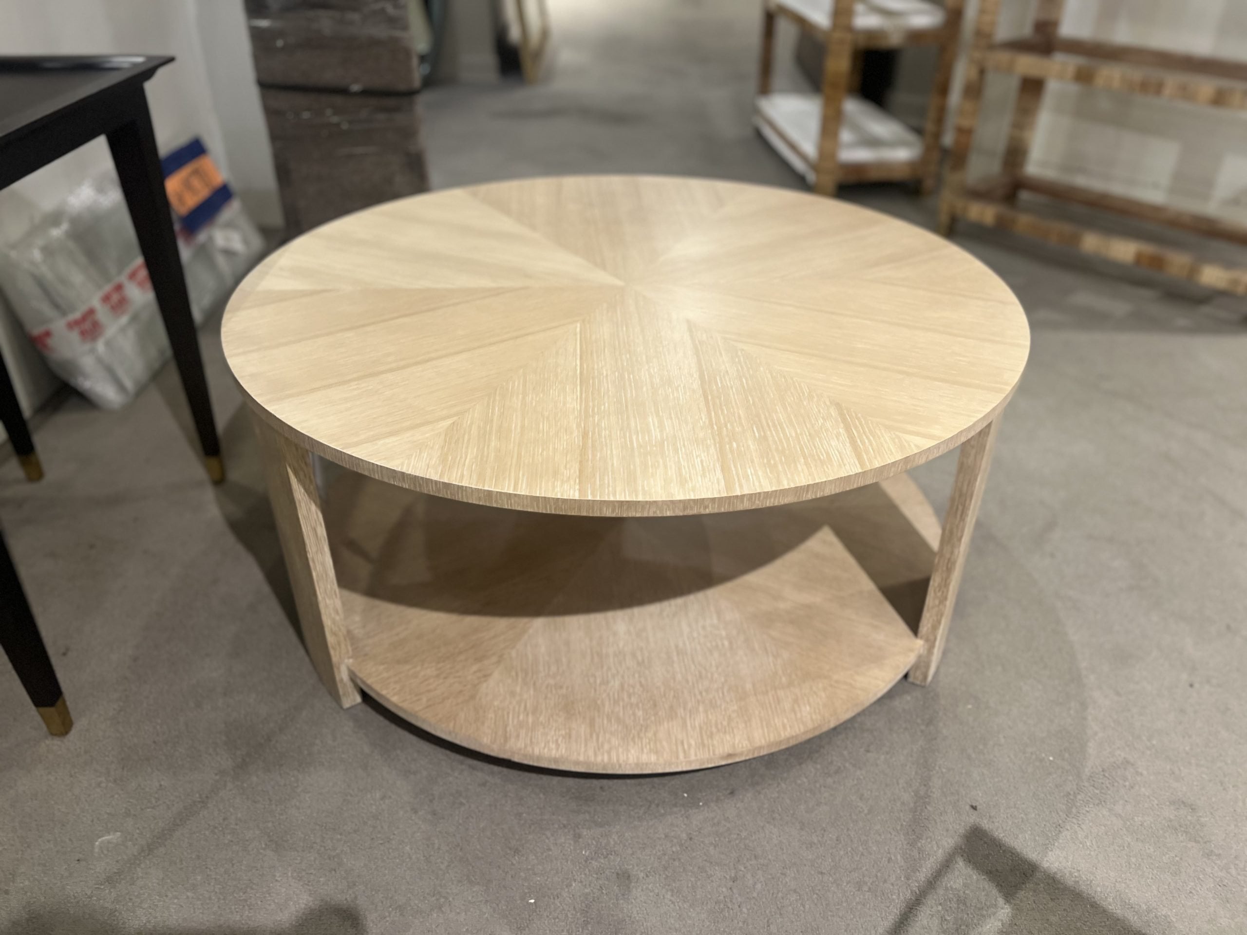 Highland House HH26-246/40 Spencer Cocktail Table