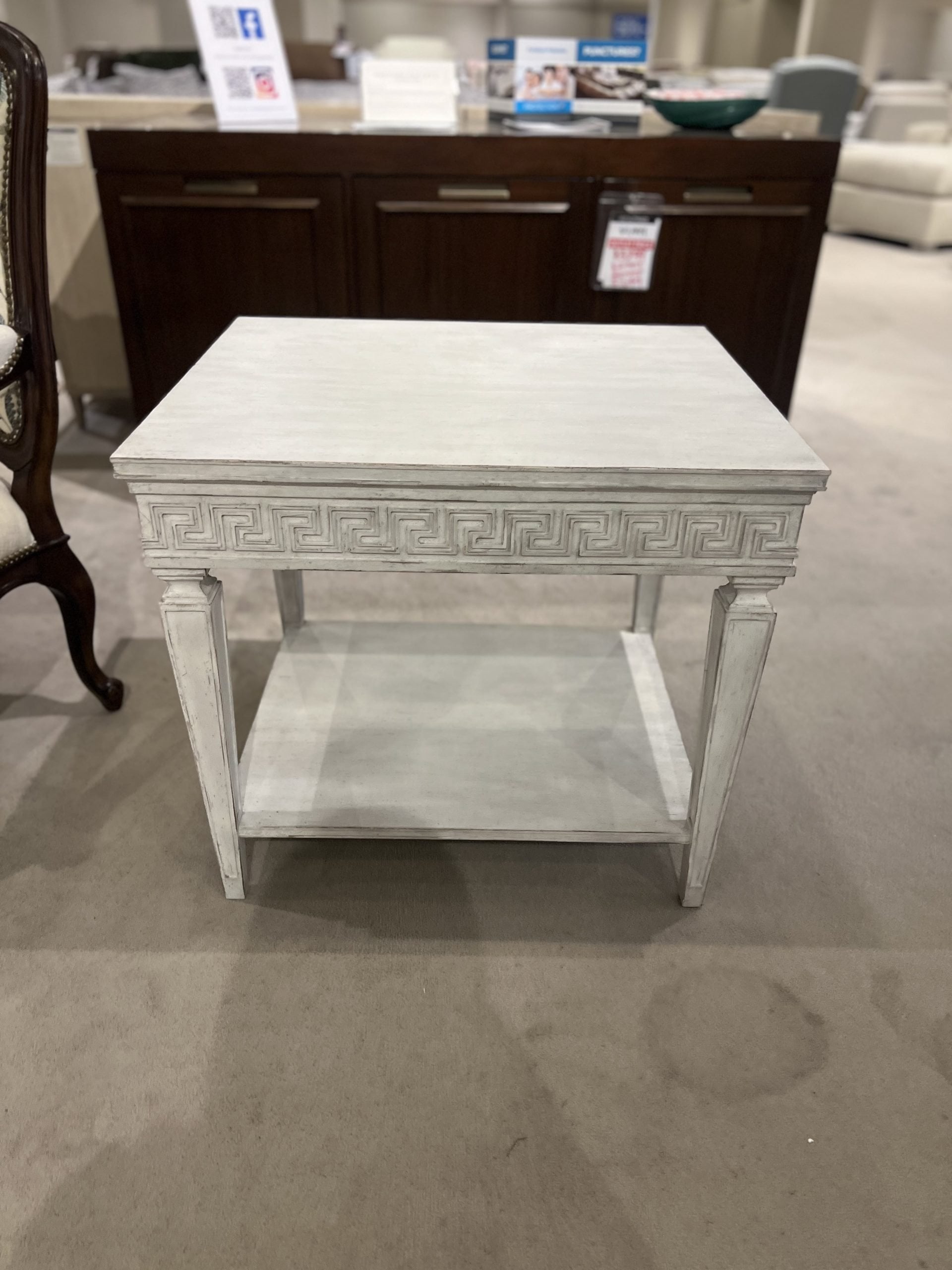 Maitland-Smith 8470-32/390 Natalie Side Table Maitland-Smith 8470-32/390 Natalie Side Table