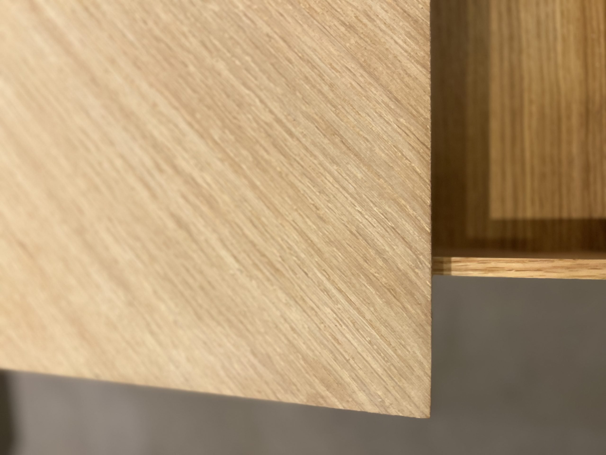 Maitland-Smith 8424-33/190 Effie Cocktail Table Maitland-Smith 8424-33/190 Effie Cocktail Table