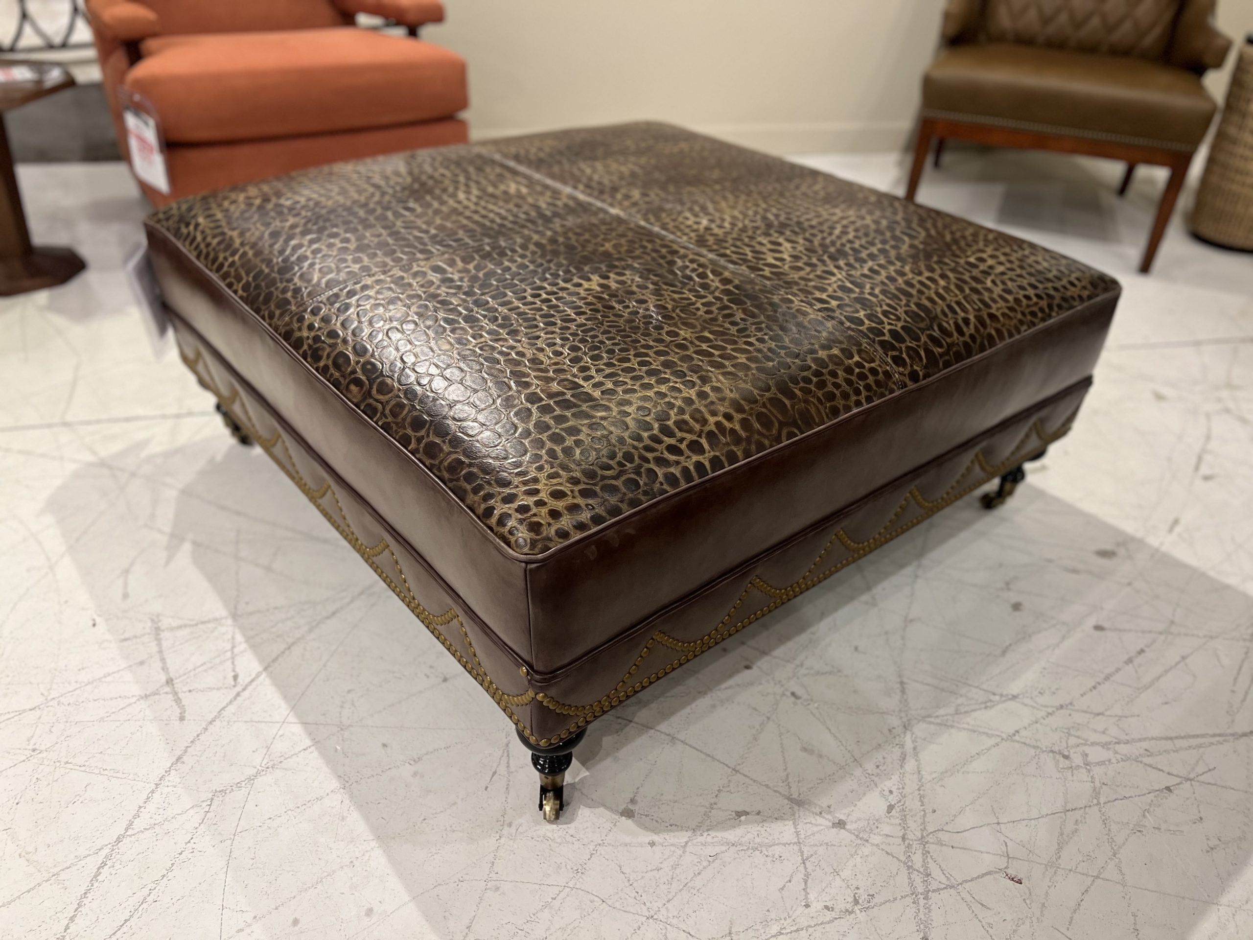 Hancock and Moore CJ6929/00701 Danmar Cocktail Ottoman