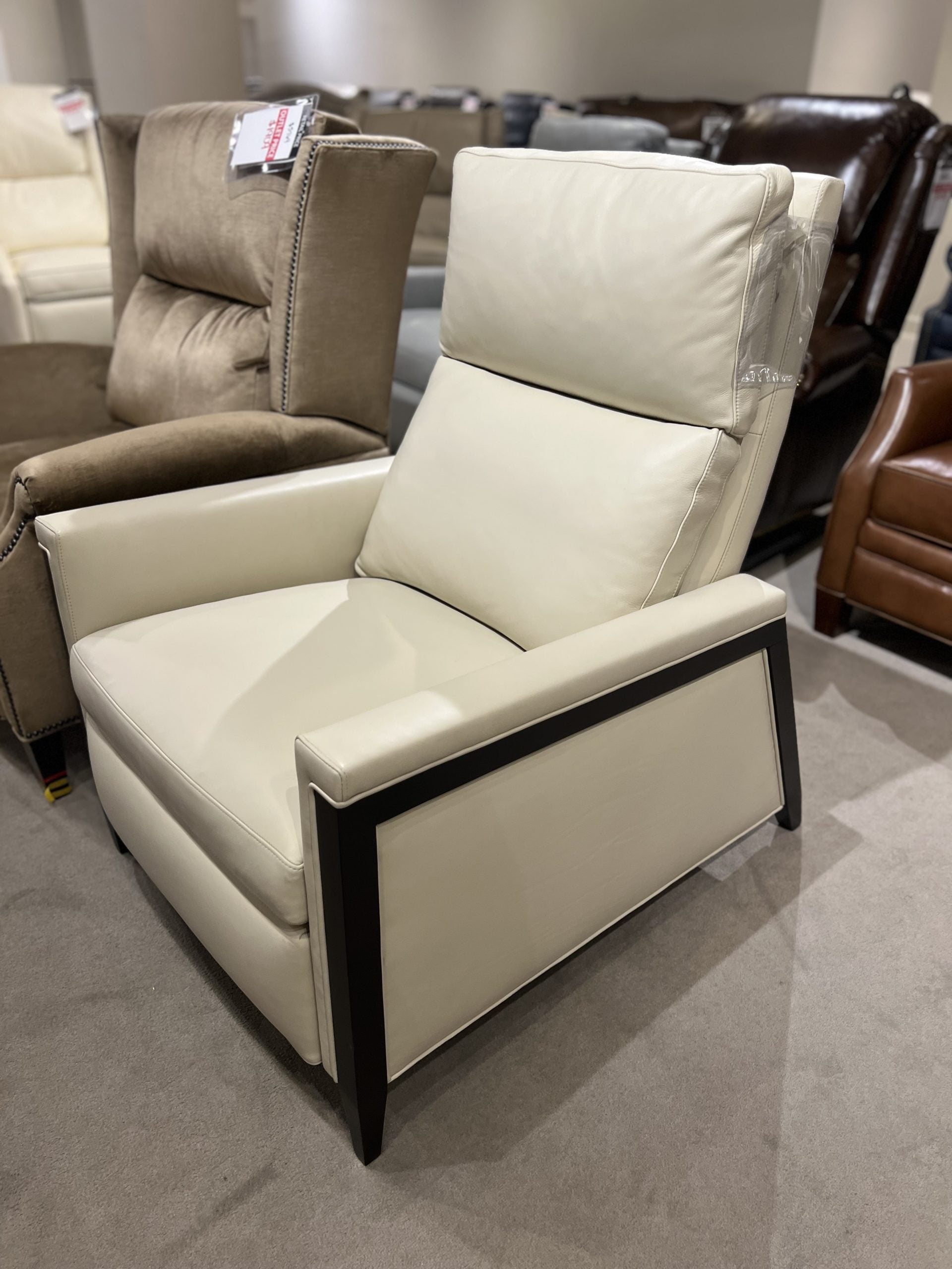 Hancock and Moore 7199/00555 Ava Recliner