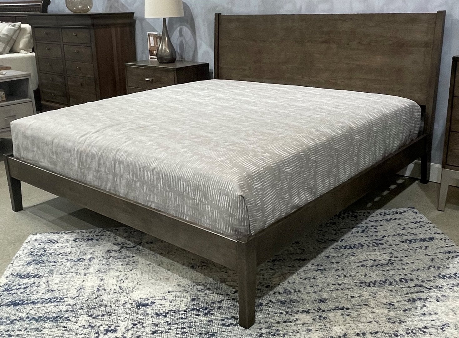 Durham 249-724 Legacy Queen Common Platform Bed