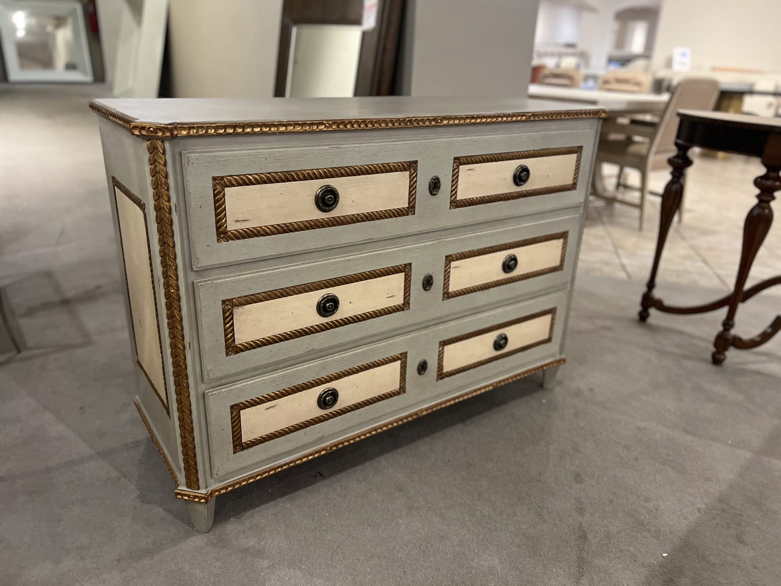 Century MN5675/50 Corbett Chest