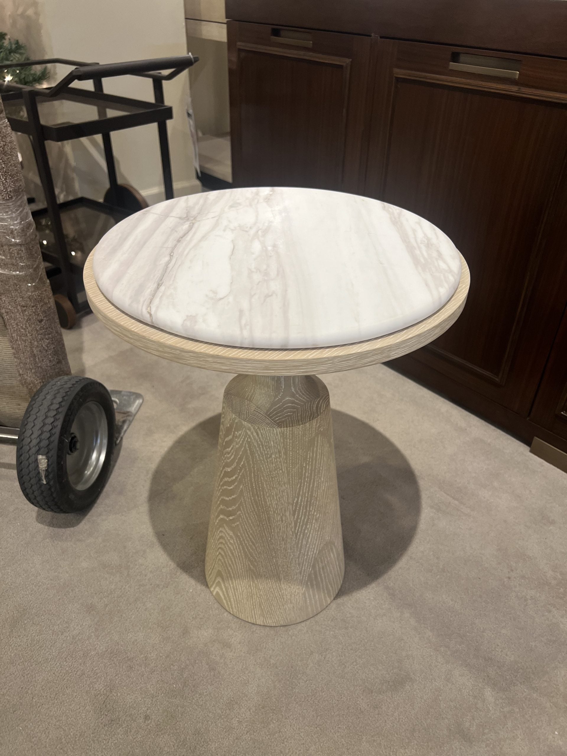 Century B32-625/50 Carino Side Table