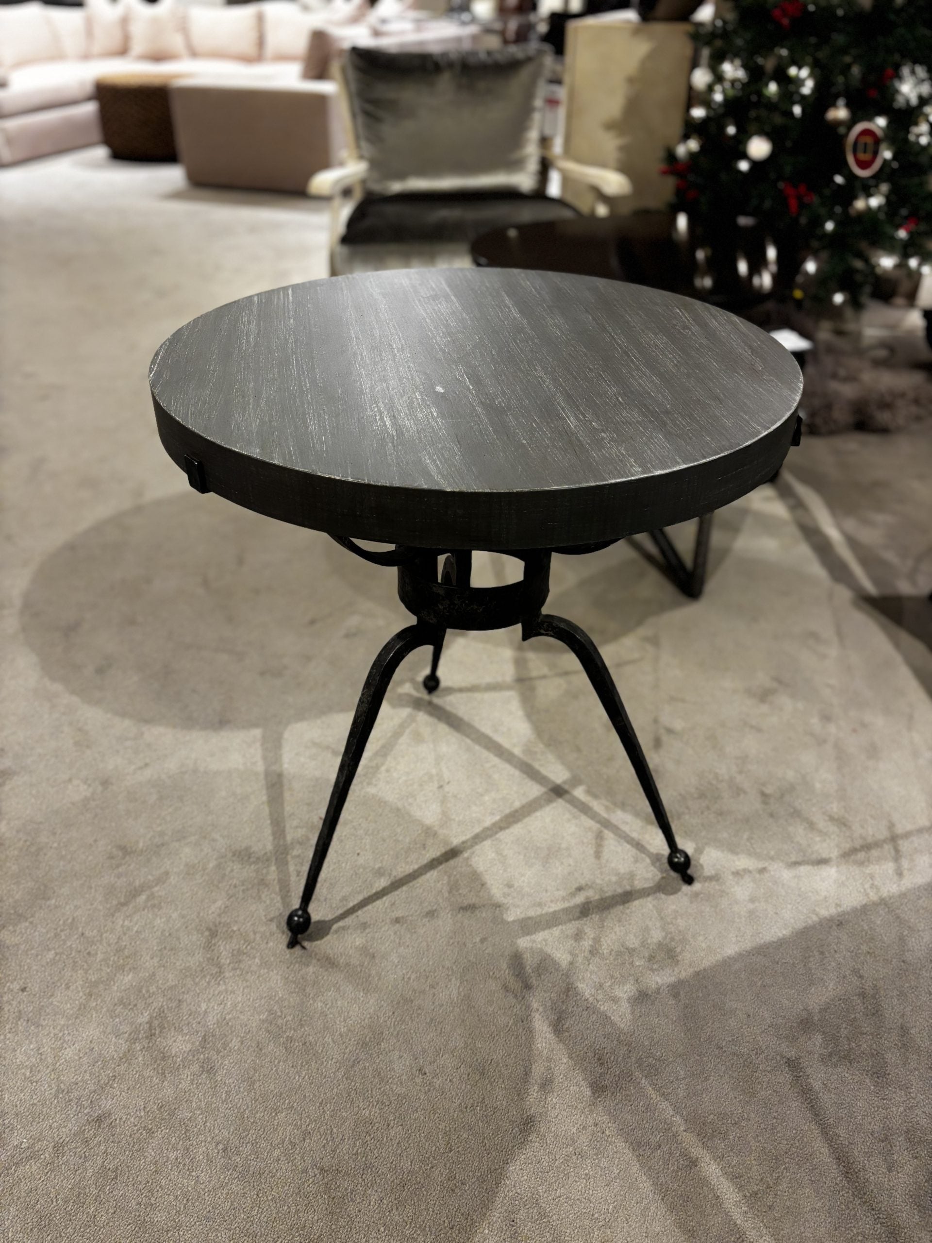 Century 719-625/20 Travola Side Table