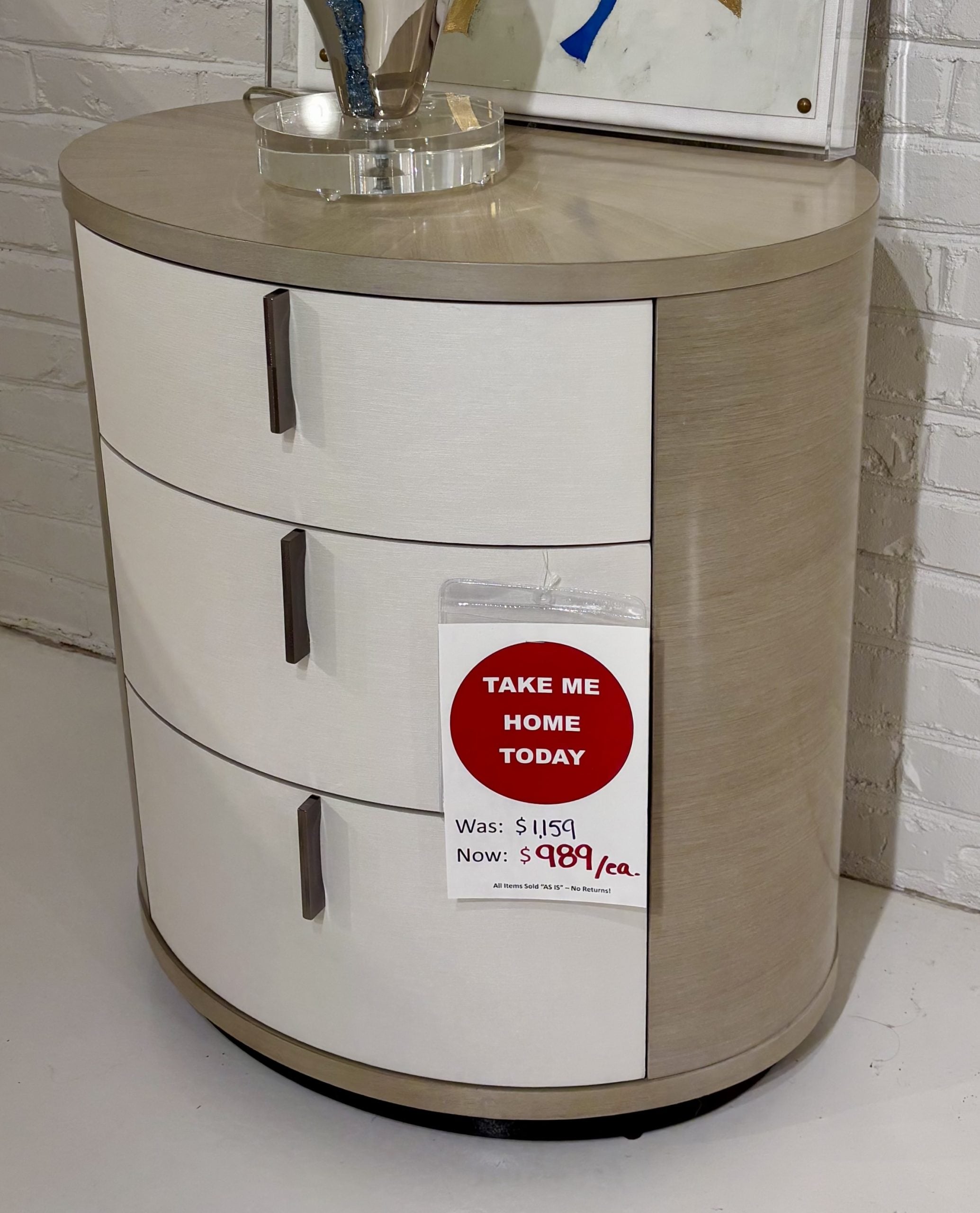 Caracole CLA-422-064 Wanderin Nightstand