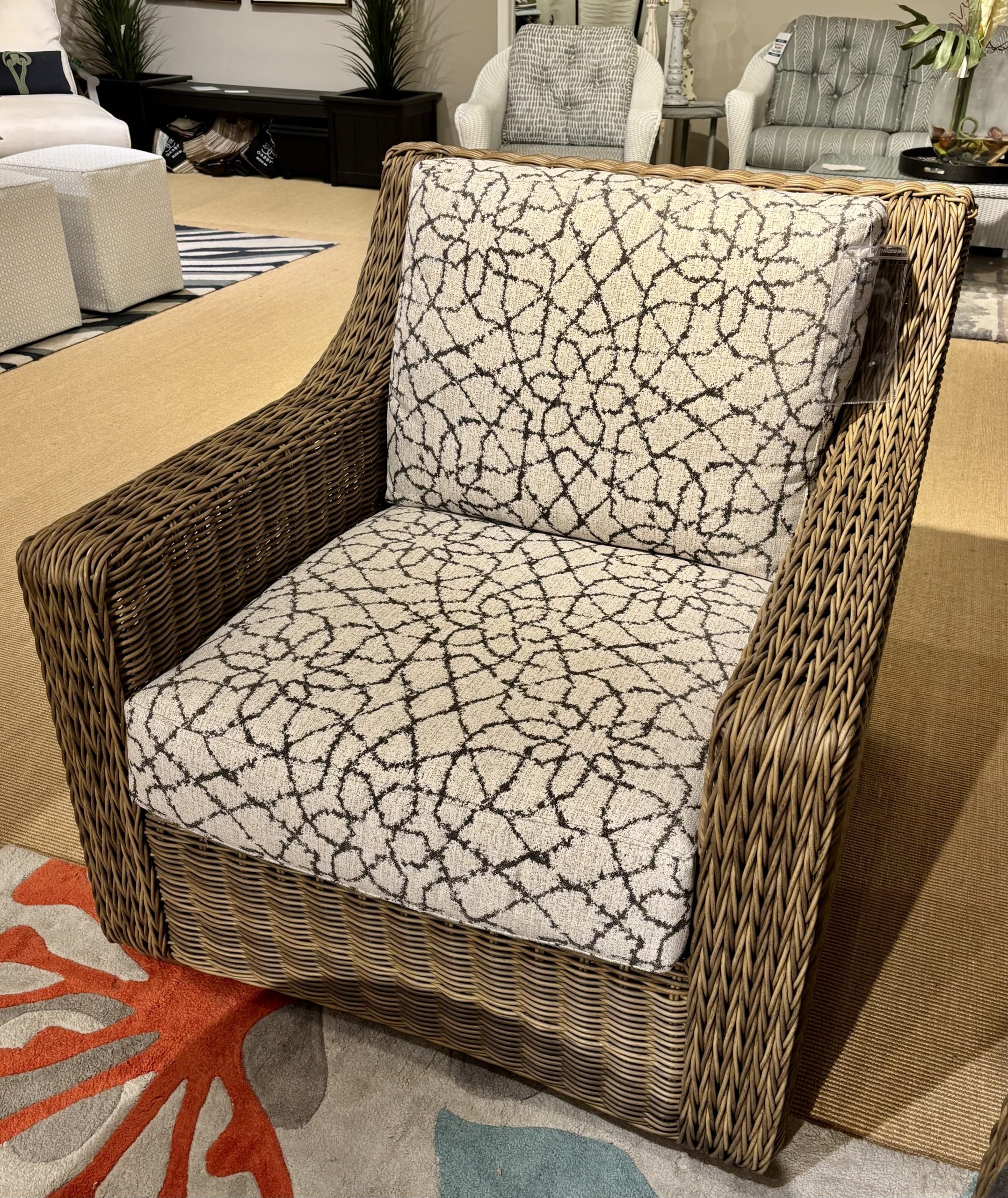 Lane Venture 536-86 Oasis Swivel Glider Lounge Chair