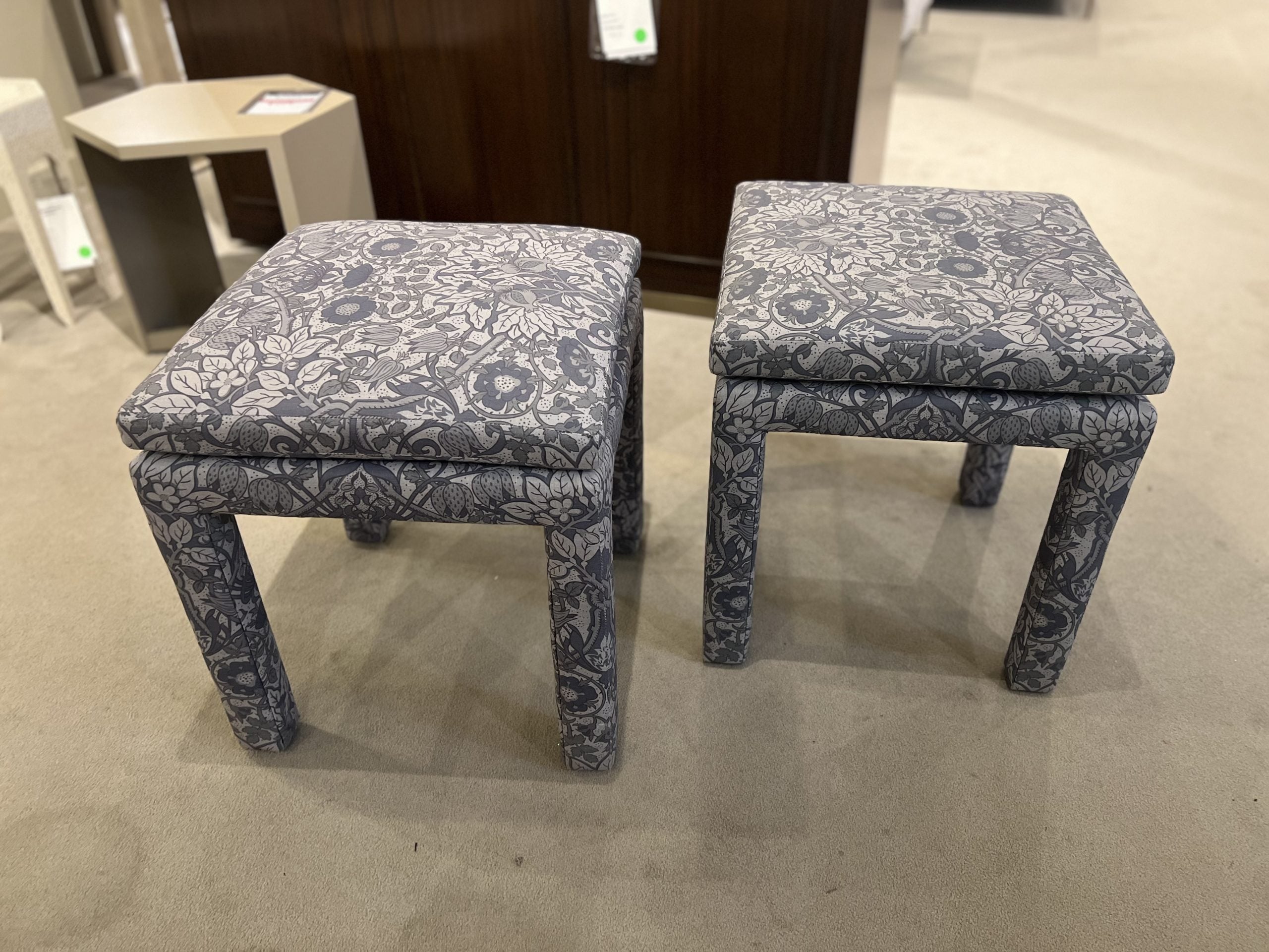 Jessica Charles 8915/10839,10840 Soprano Ottoman