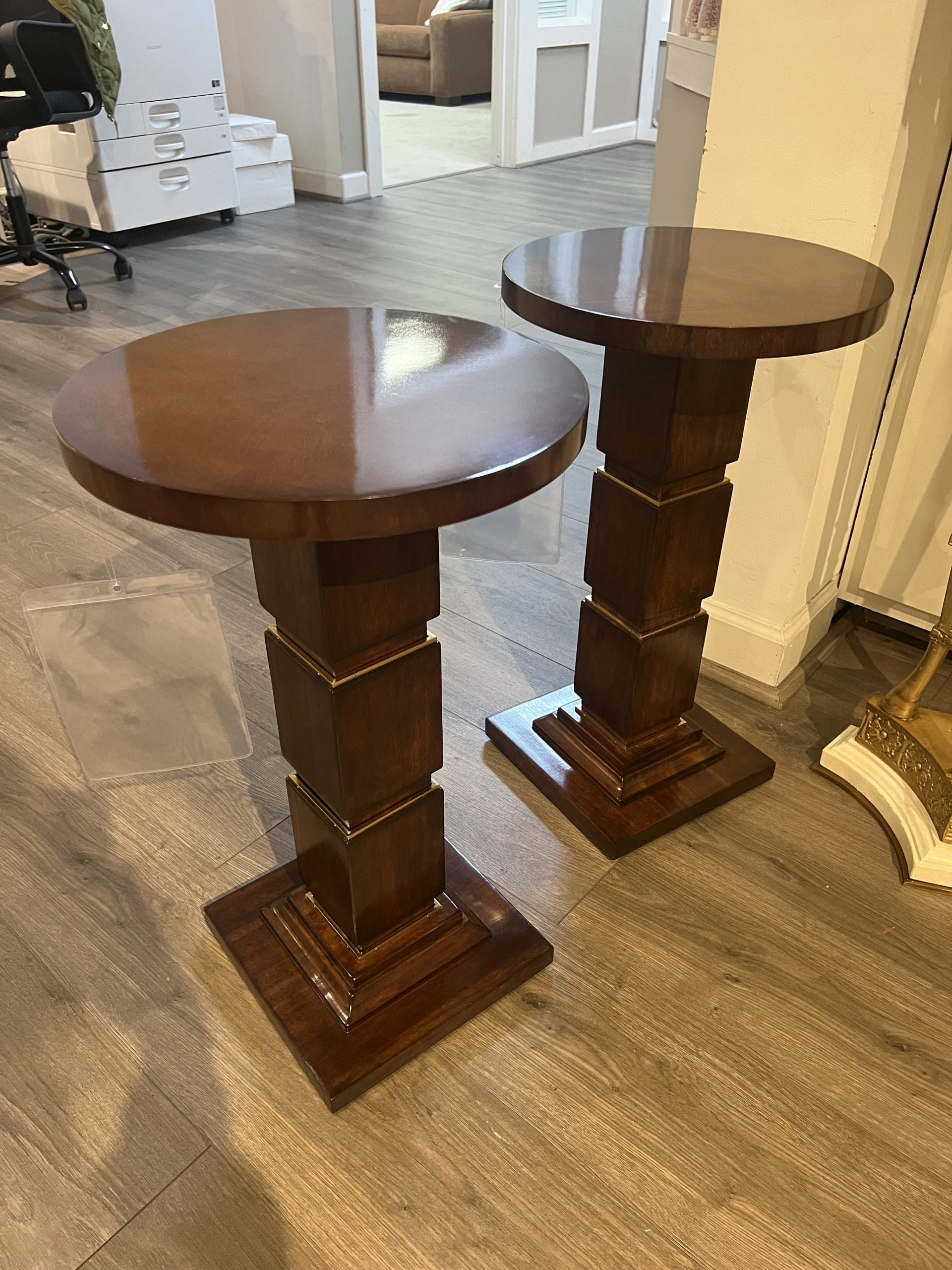 Maitland-Smith HM1084/60 Dandy Accent Table Maitland-Smith HM1084/60 Dandy Accent Table