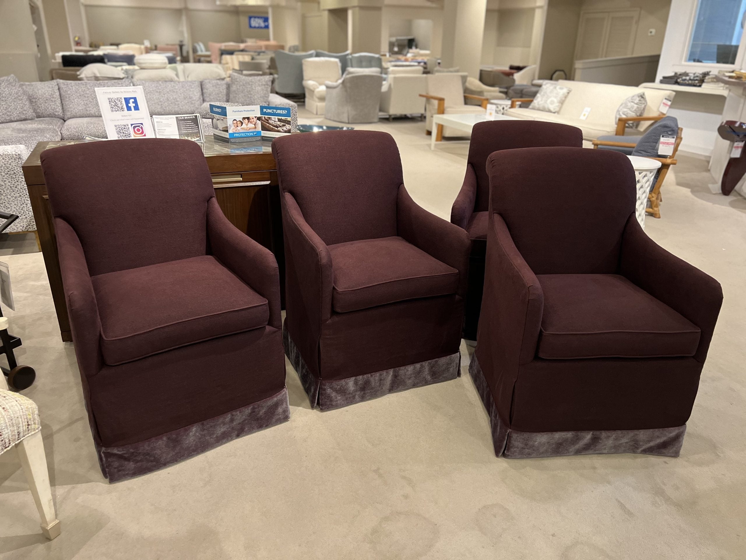 Hickory Chair HC2605-19/220 Lindsay Chair W/ Casters