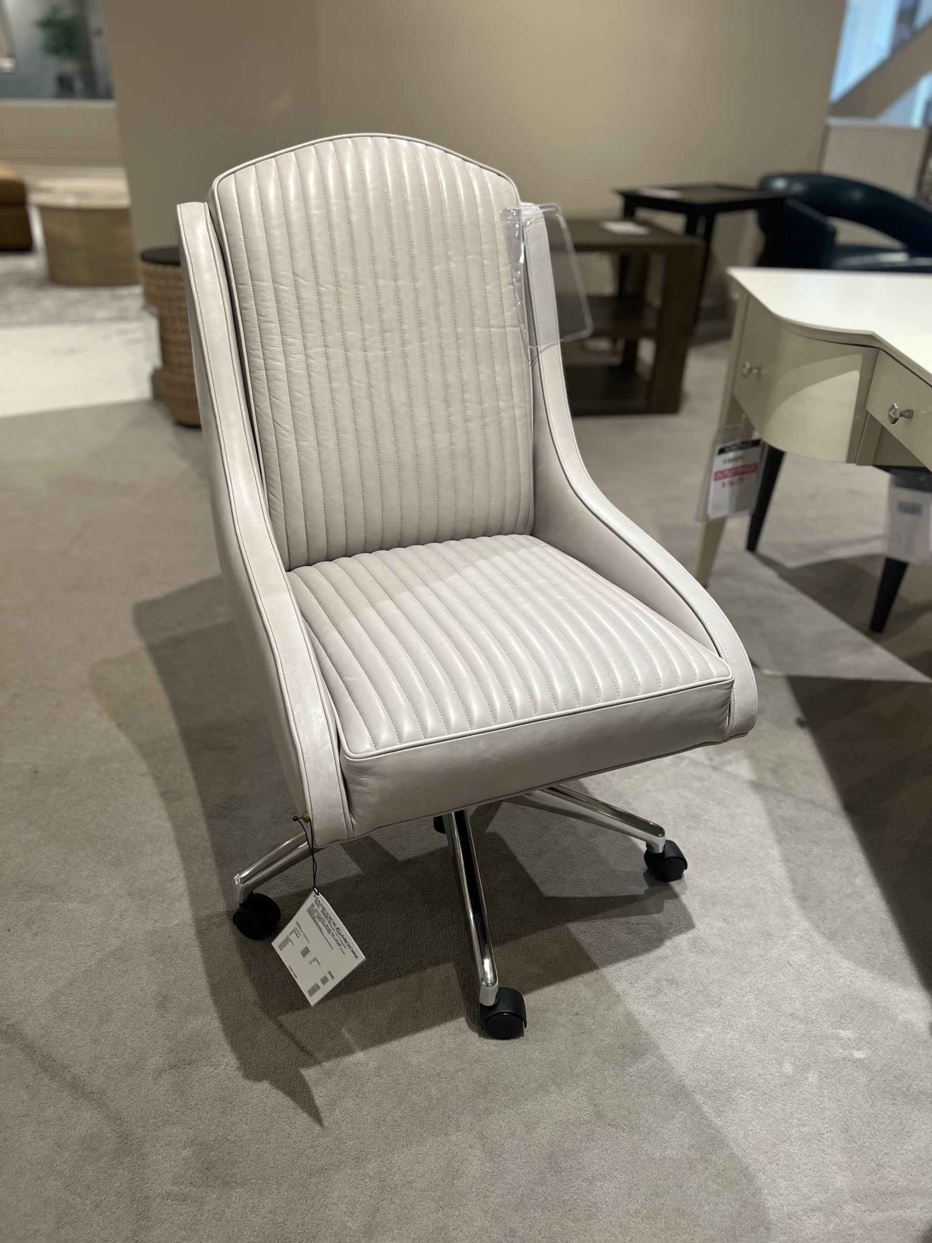 Hancock and Moore 5658ST-PL/366 Monza Swivel Tilt Chair