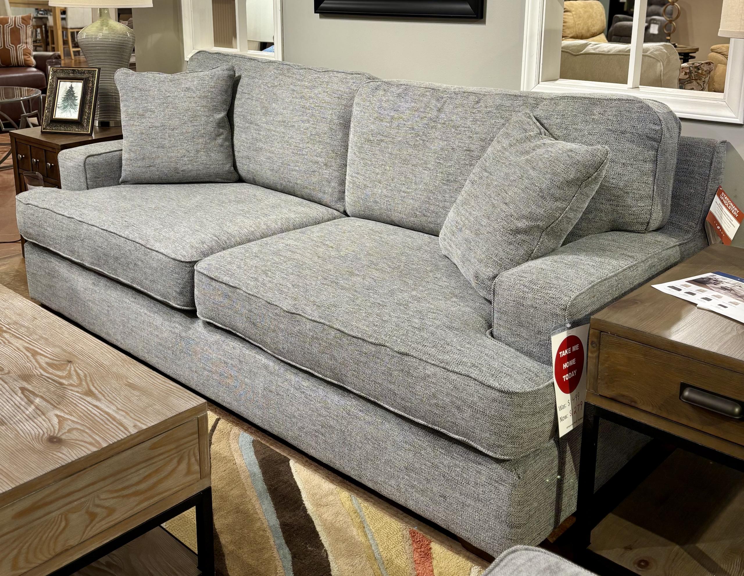 La-Z-Boy 610-663 Paxton Sofa