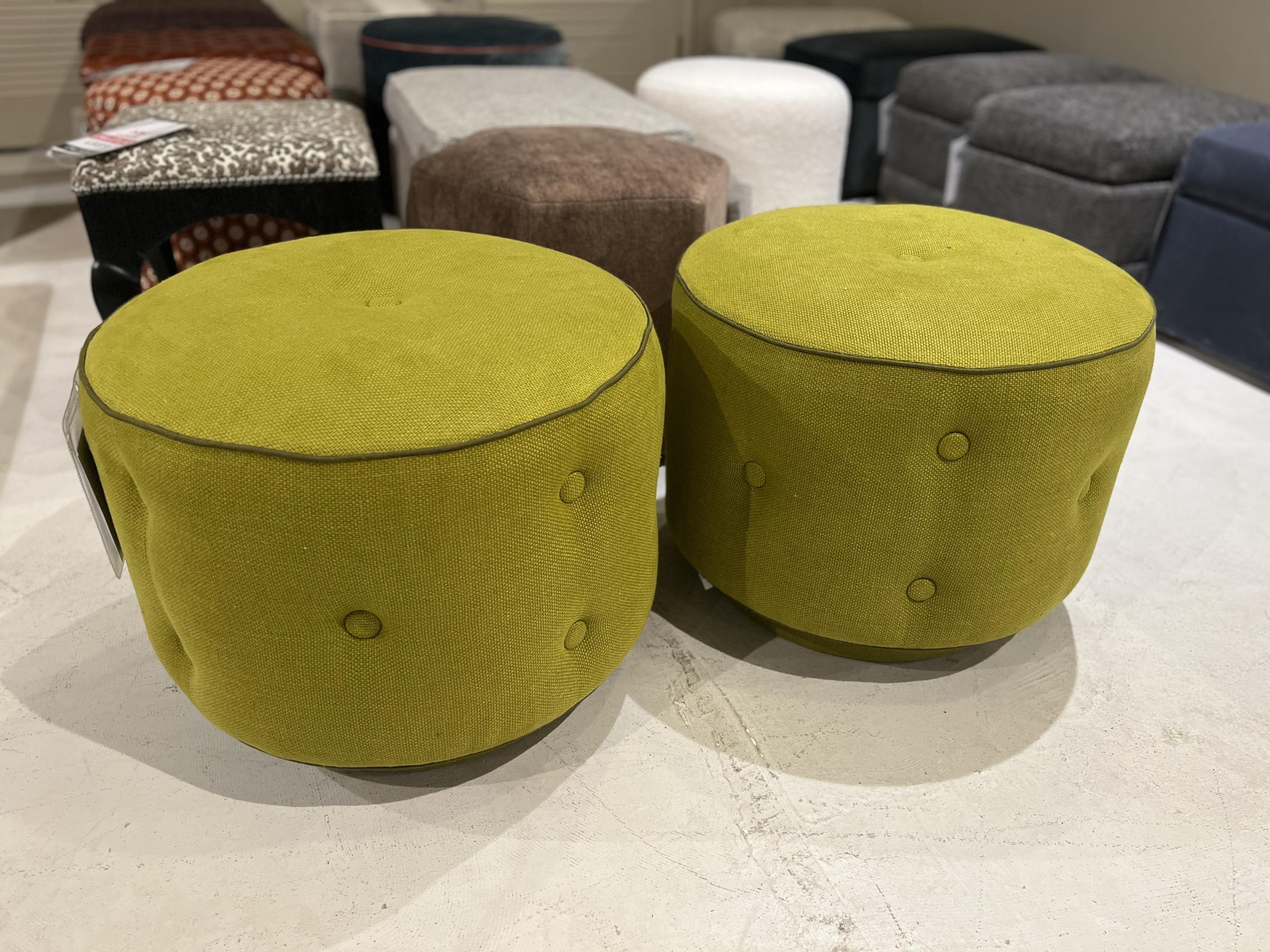 Highland House 1339-20/360,430 Mary Jane Swivel Ottoman