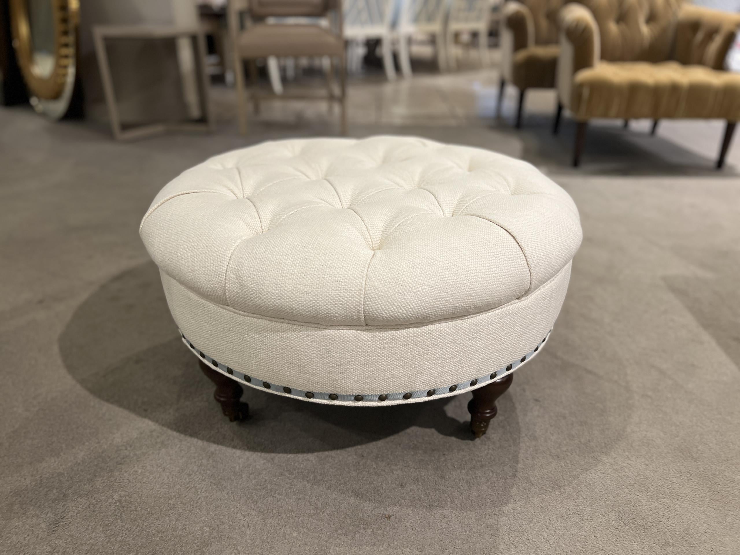 Highland House 1763-28/370 Porter Tufted Ottoman