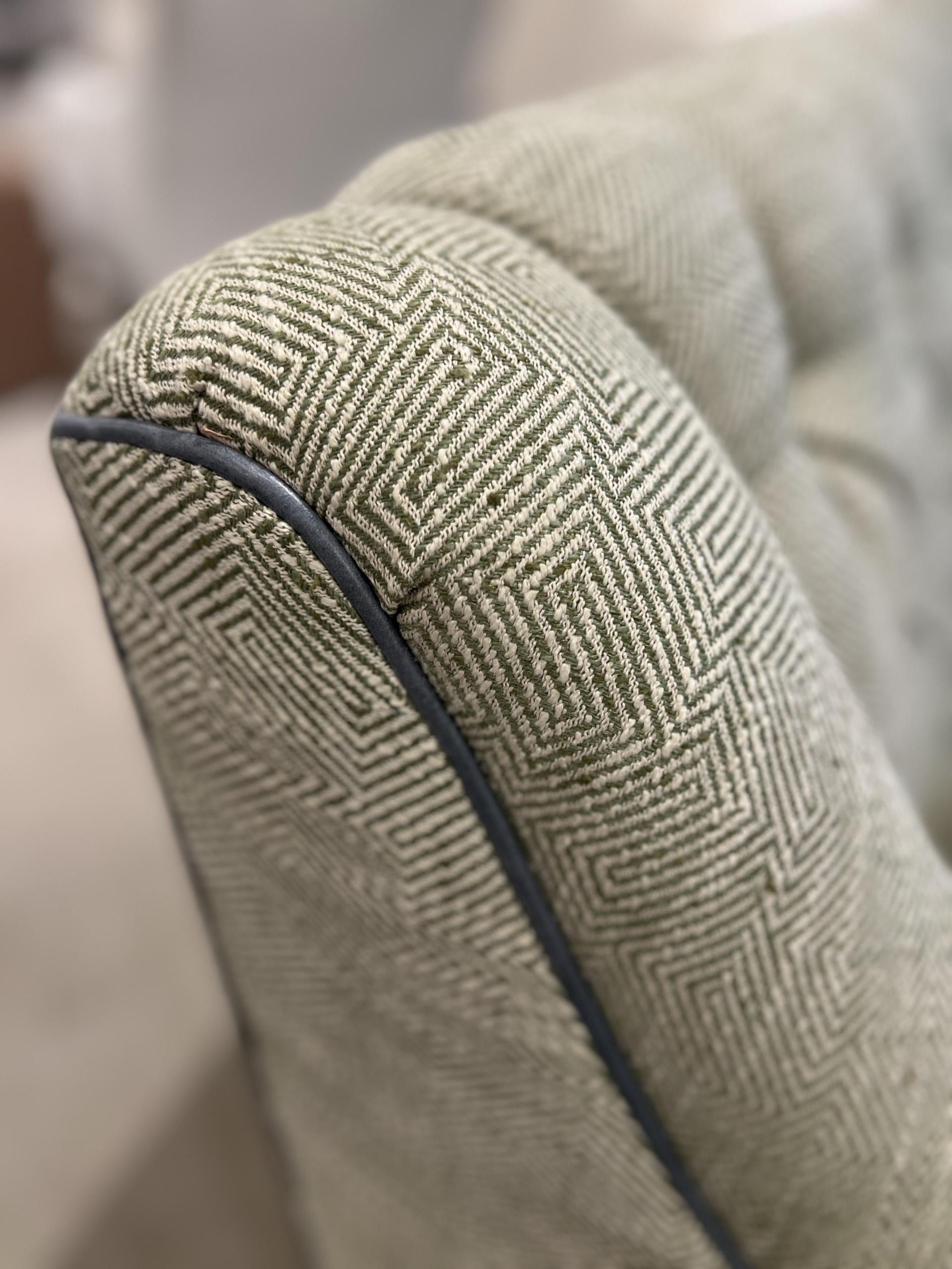 Hancock and Moore 6846-3/391 Loxley Tufted Sofa Hancock and Moore 6846-3/391 Loxley Tufted Sofa