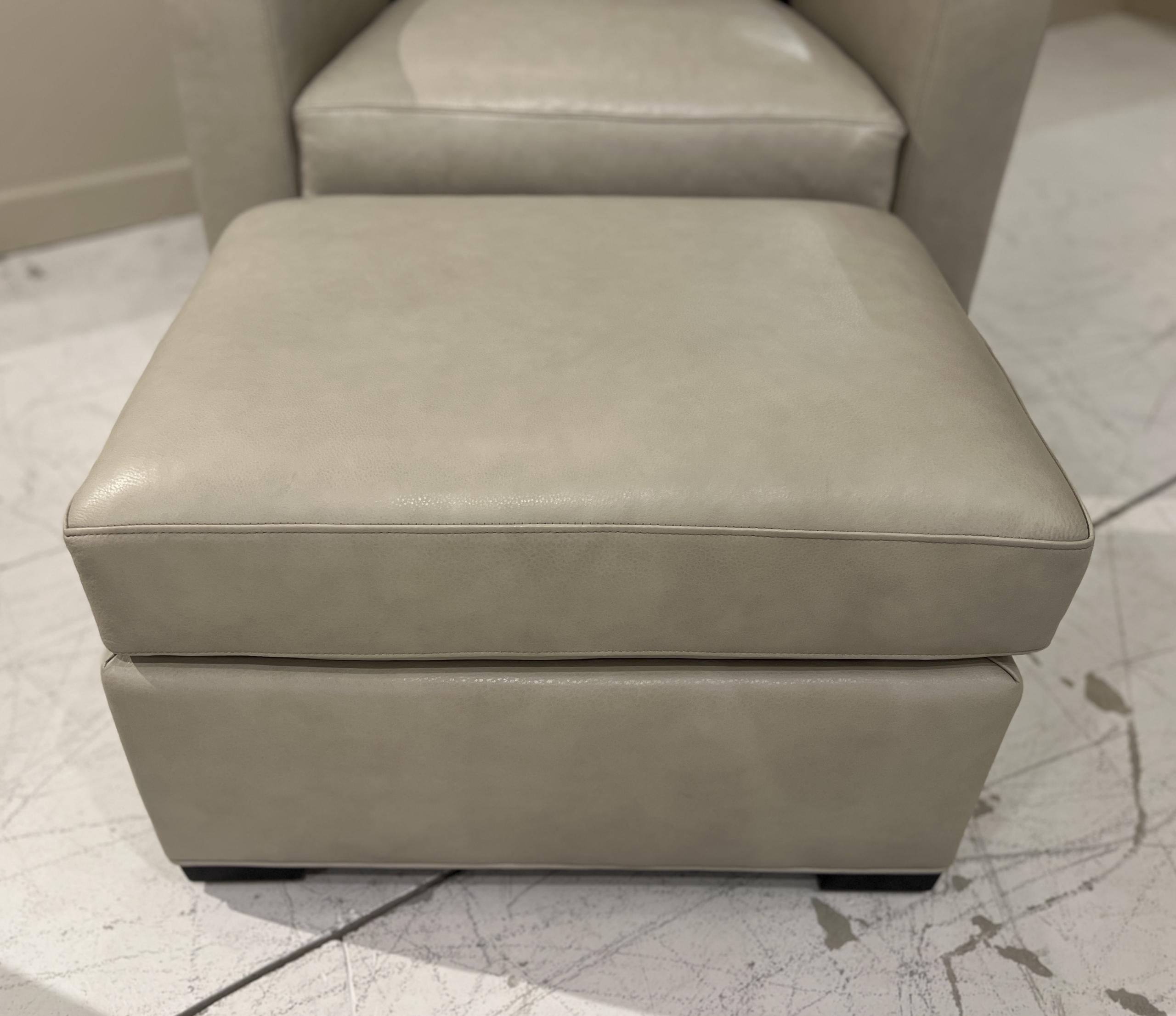 Hancock and Moore E6869-O-BIS/1410 Lawson Ottoman Hancock and Moore E6869-O-BIS/1410 Lawson Ottoman